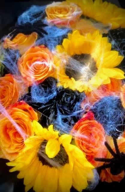 Spooky Halloween flower bouquets  