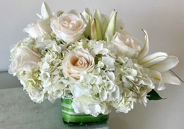 Flower delivery to Bal Harbour Fl. 33154