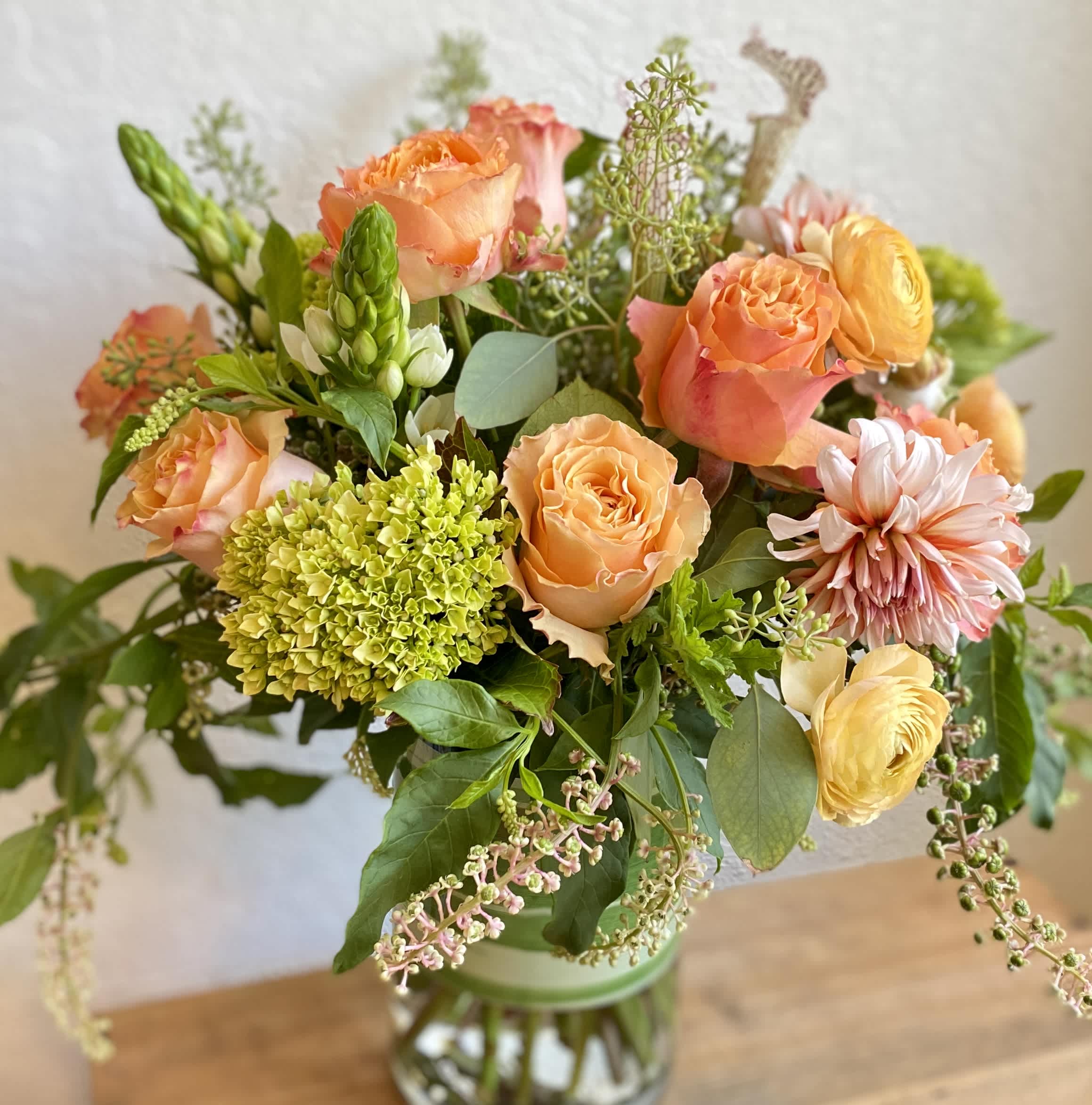 Same Day Deliveries at Momo's Flowers and More.