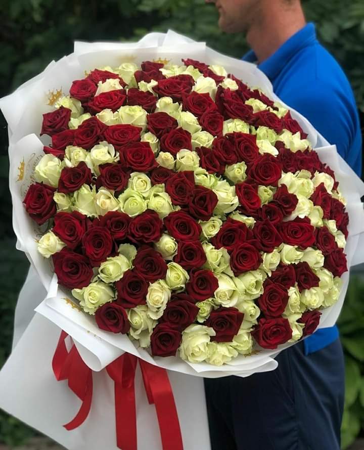 Beverly hills floral tips for long lasting flowers