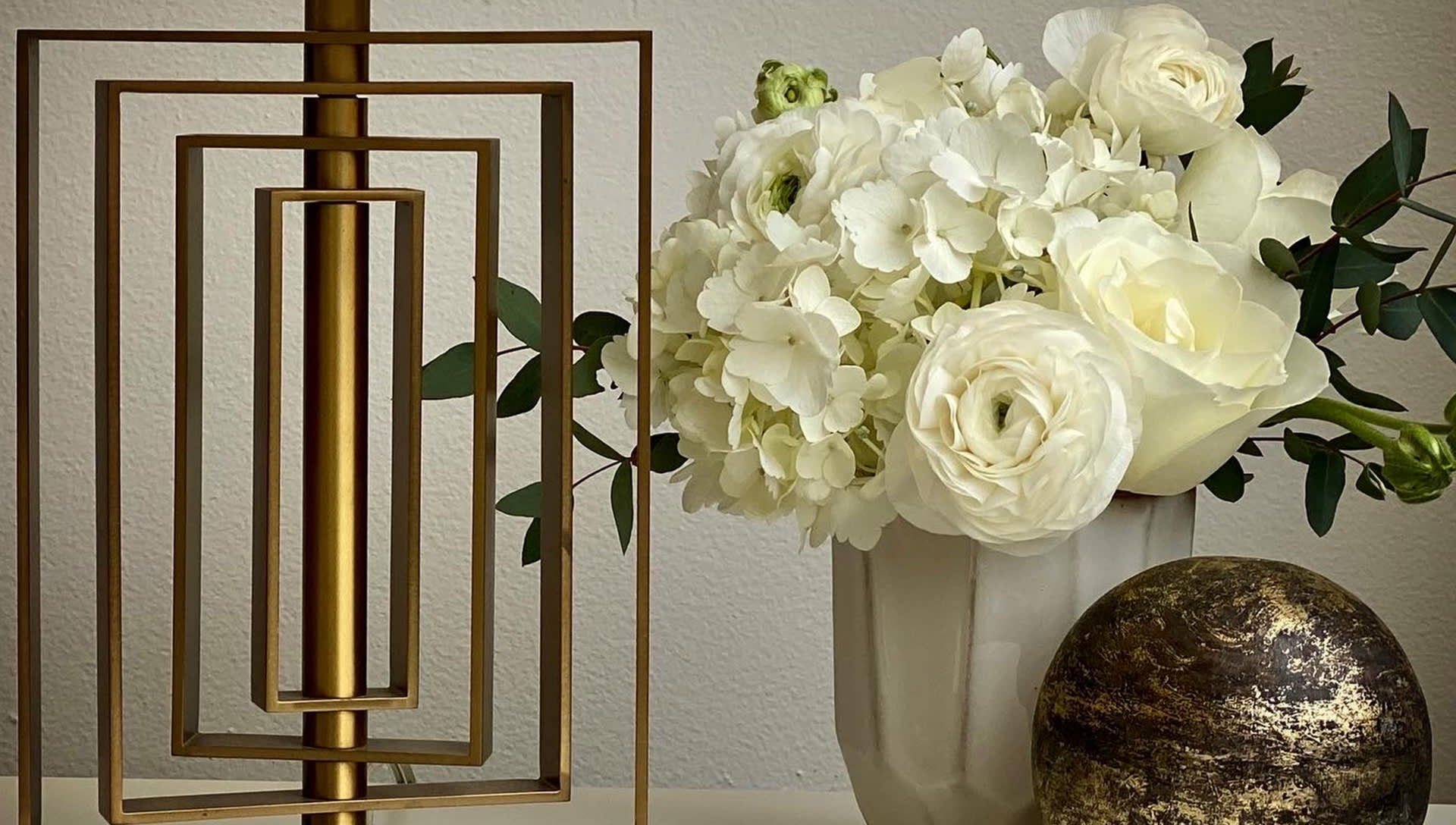 Hays Florist Flower Delivery by Regeena’s Flowers & Events