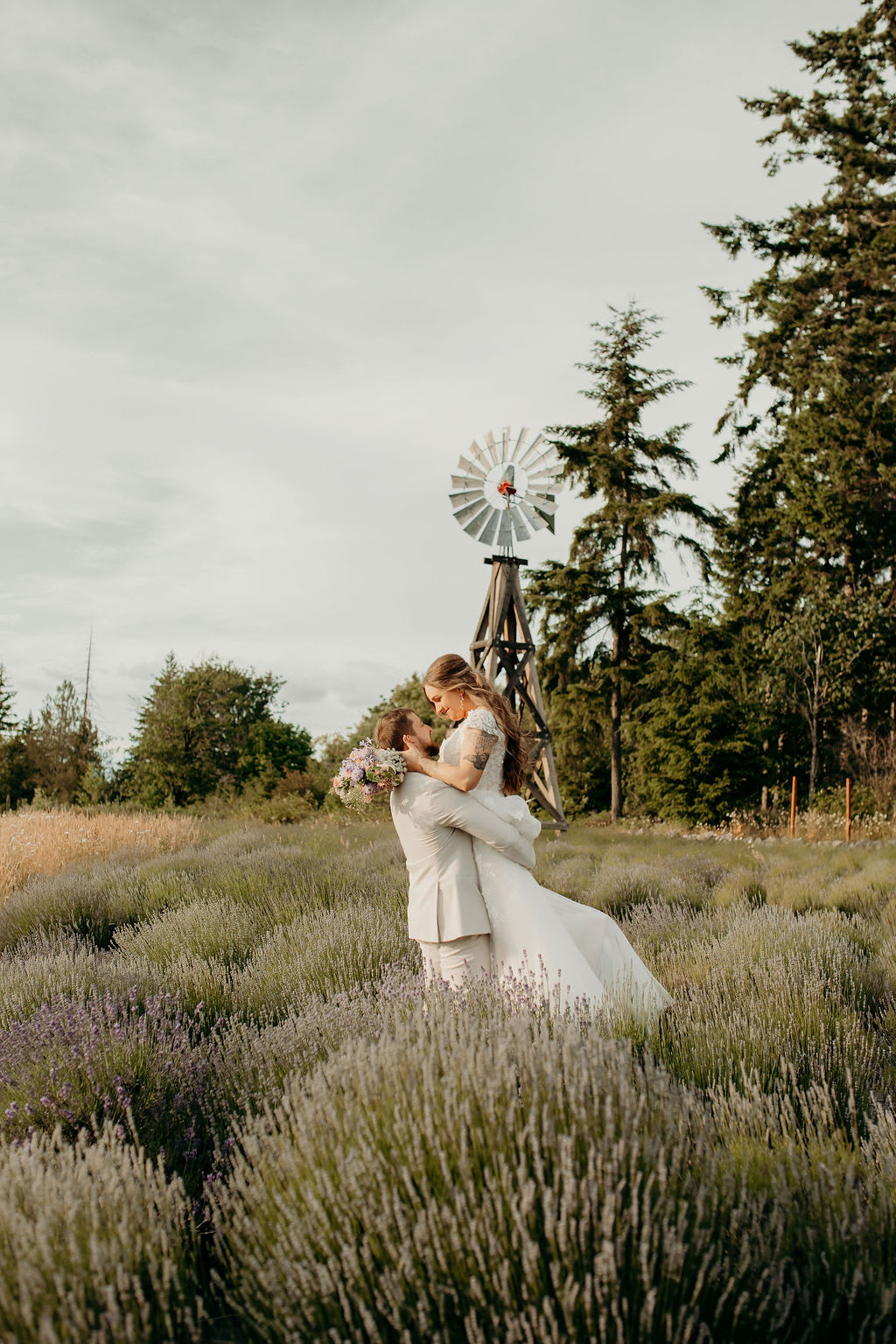 Wedding Flowers at Hillside Farms Venue in Tenino, WA 