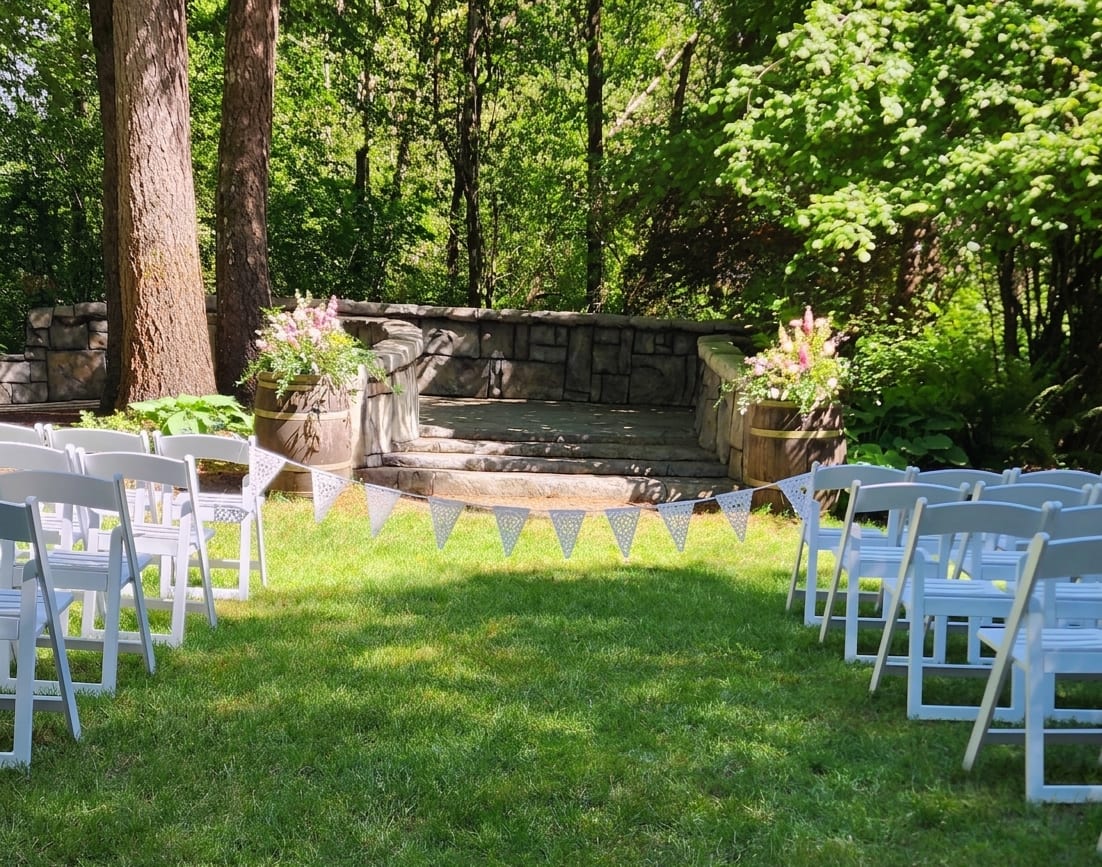 Wedding Flowers at Capital City Barn