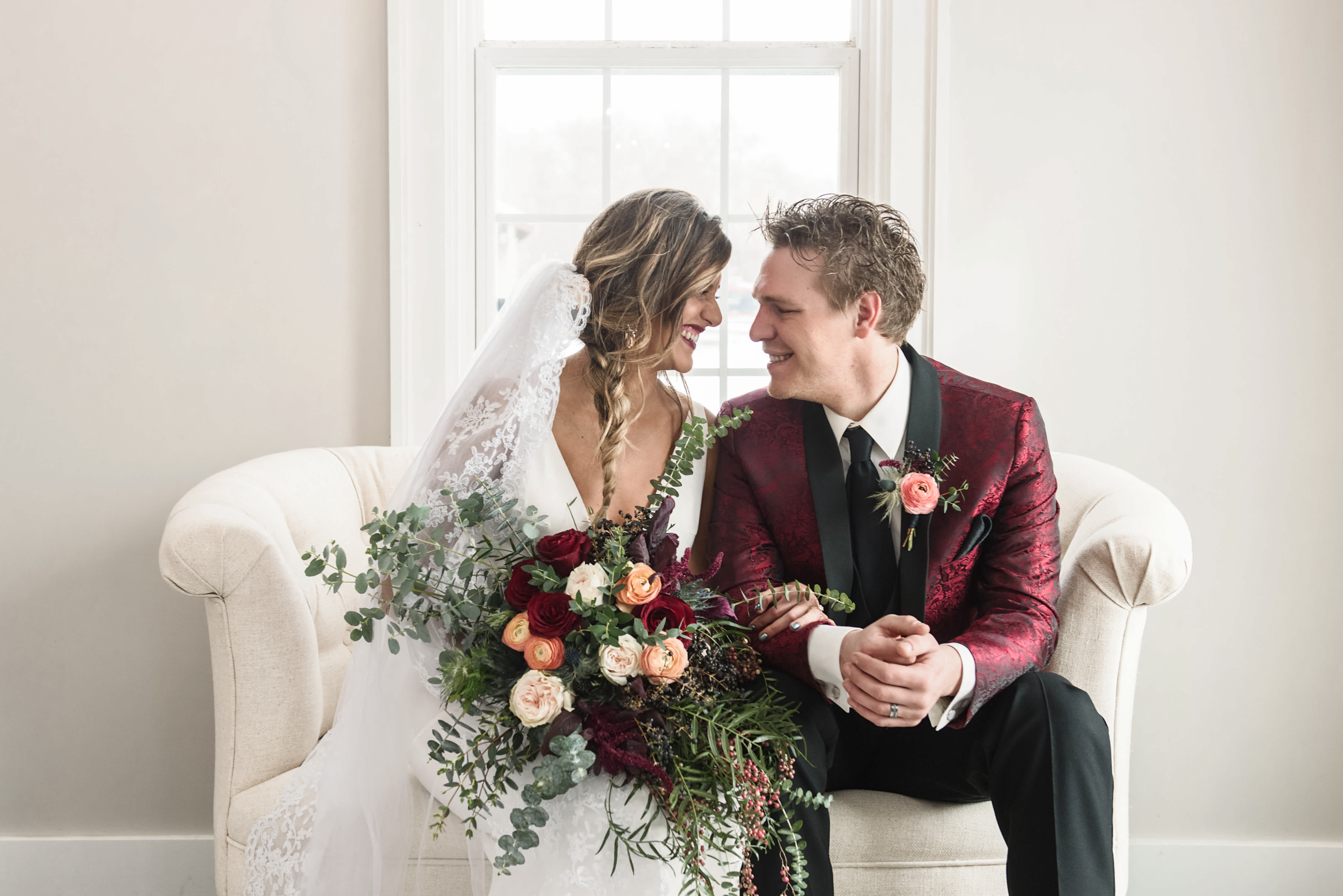 A Warm Minnesota Winter Wedding