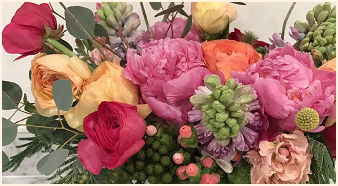 Seattle Florist Flower Delivery by Maxine's Floral & Gift