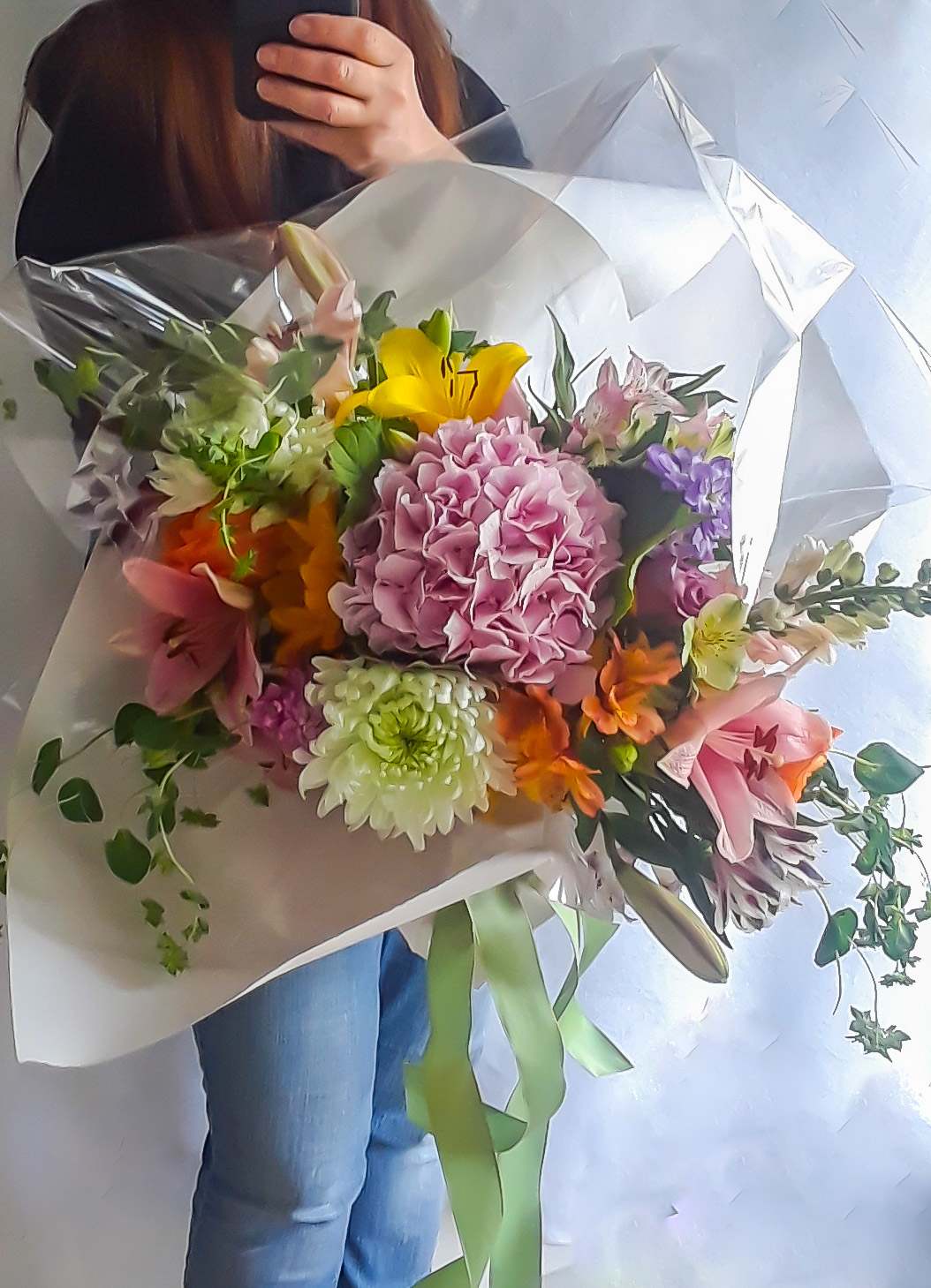 GIGANTIC BOUQUETS