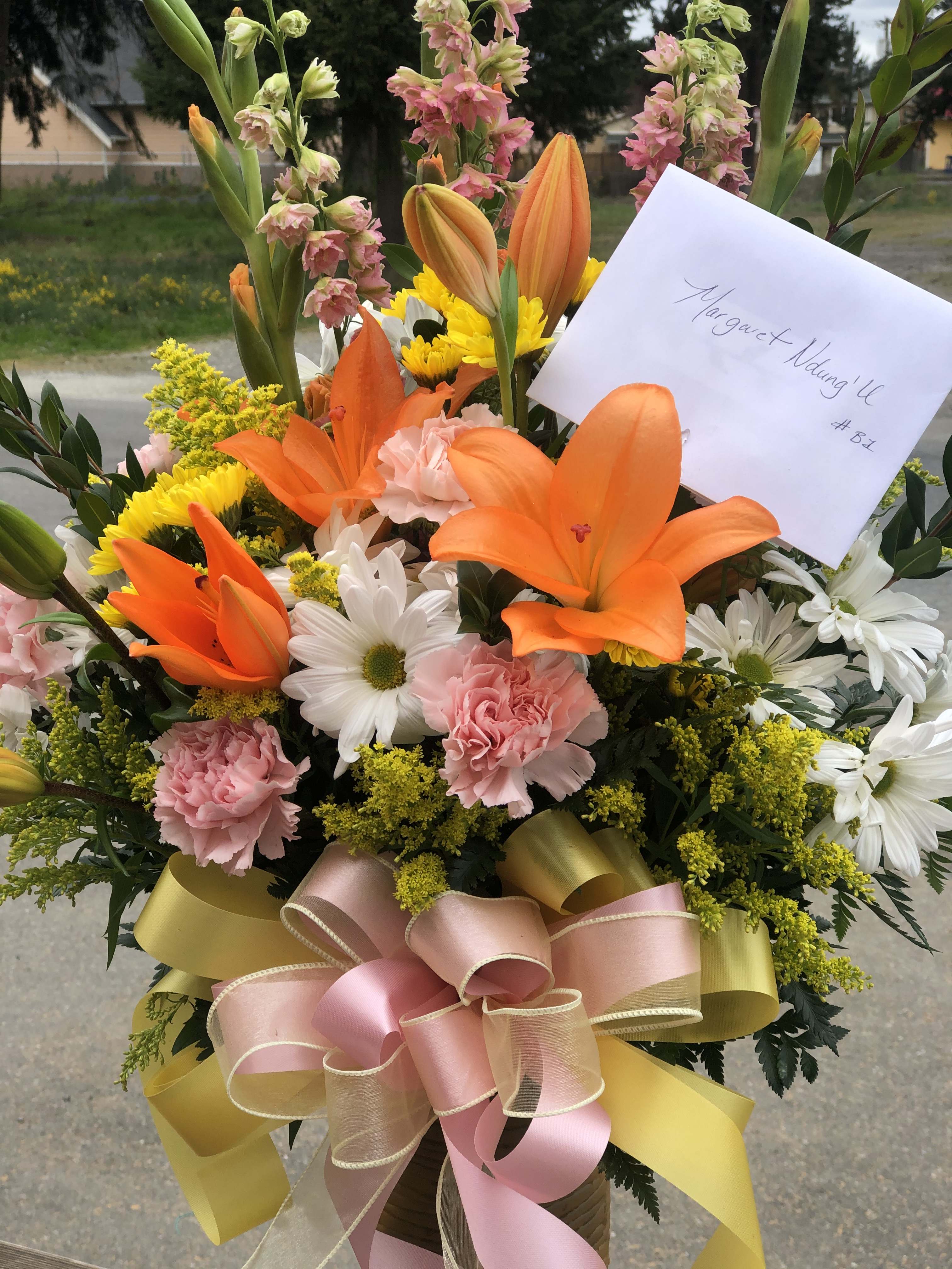 Fresh cut flower arrangements