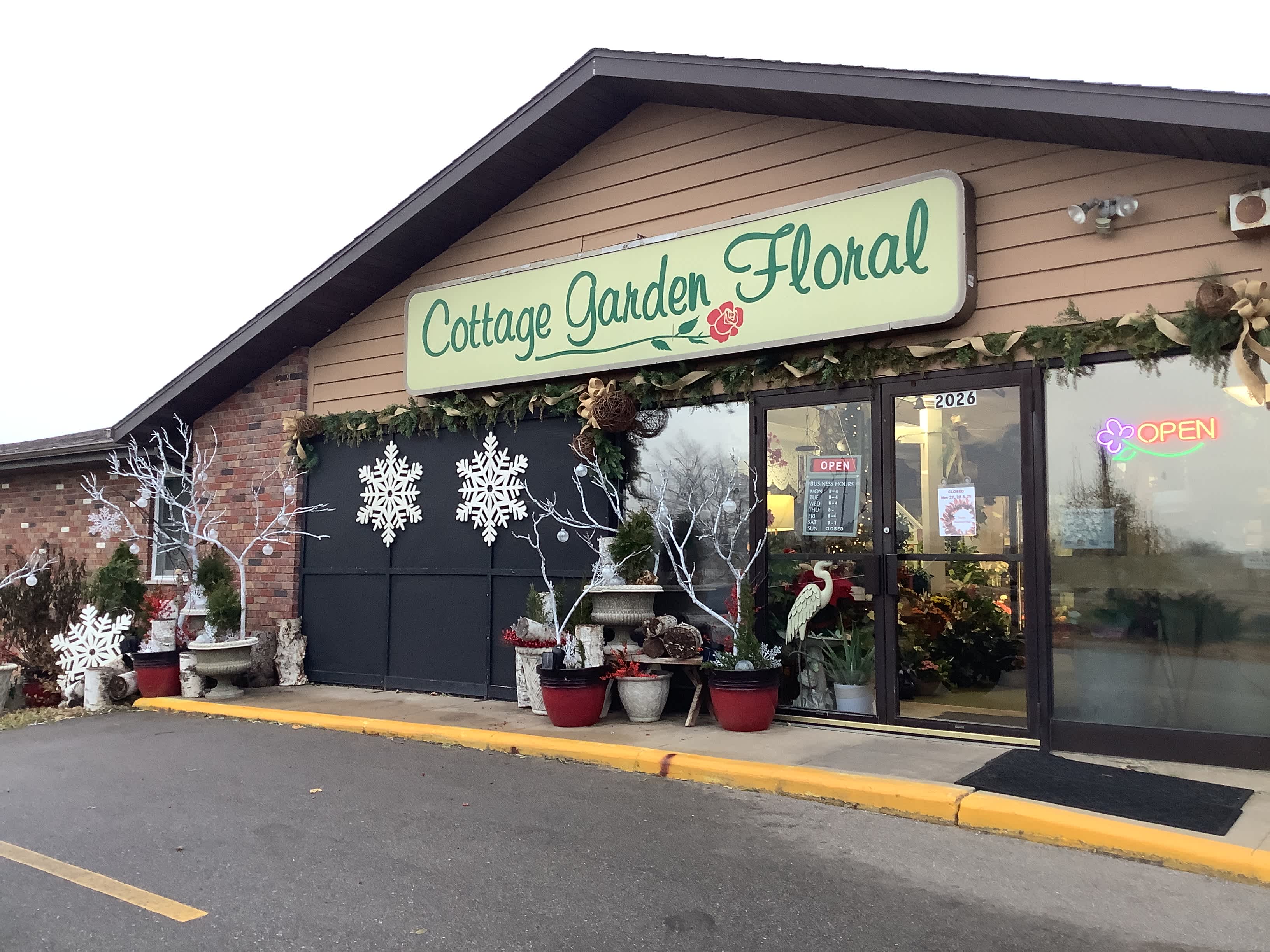 Home & Business Floral Decorating