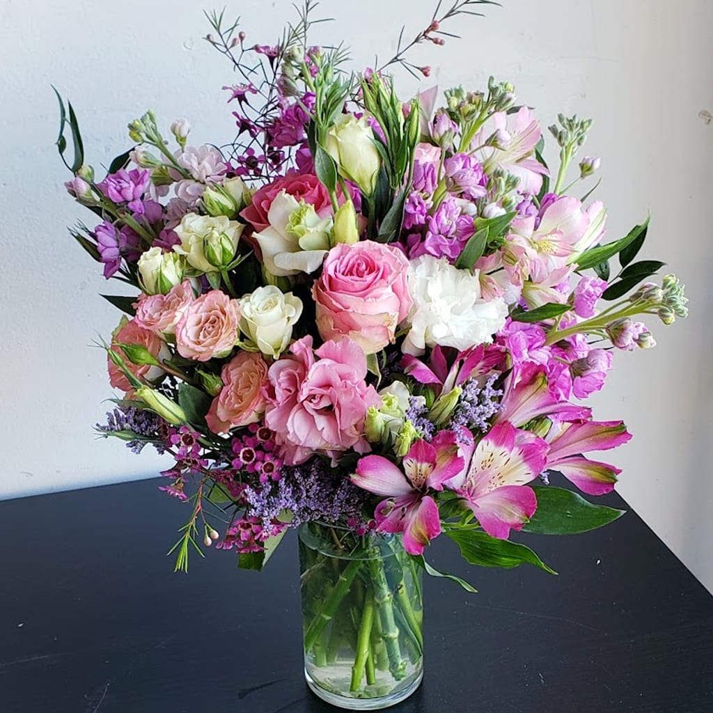 The most romantic V-Day gift, found! 