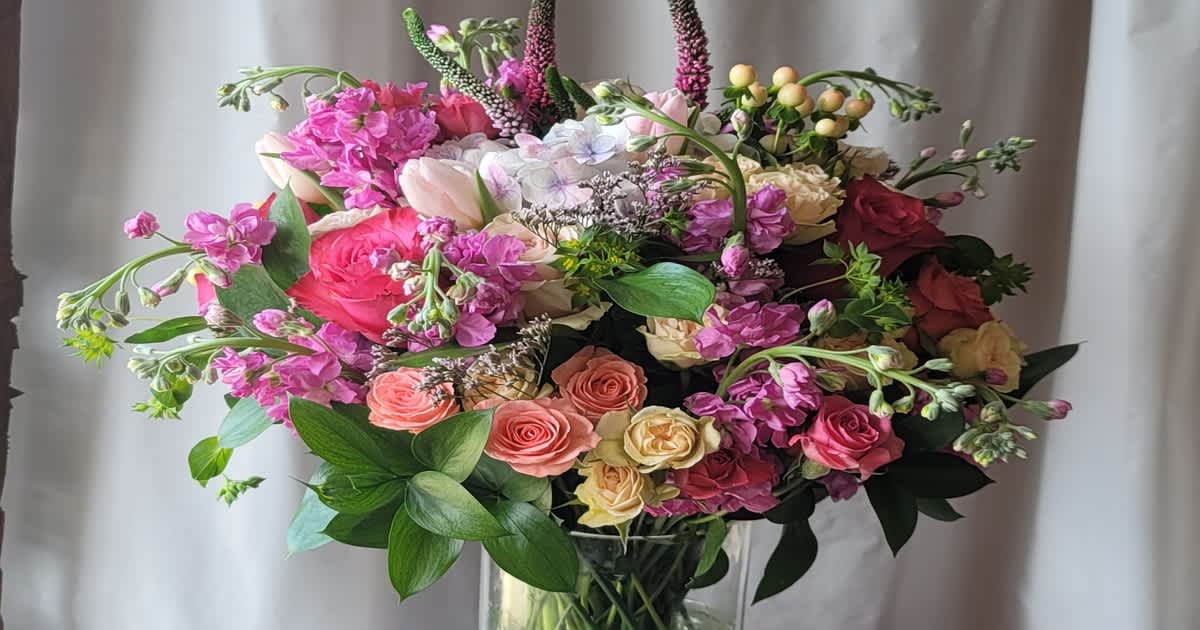 What Your Favorite Flowers Say Without Saying a Word