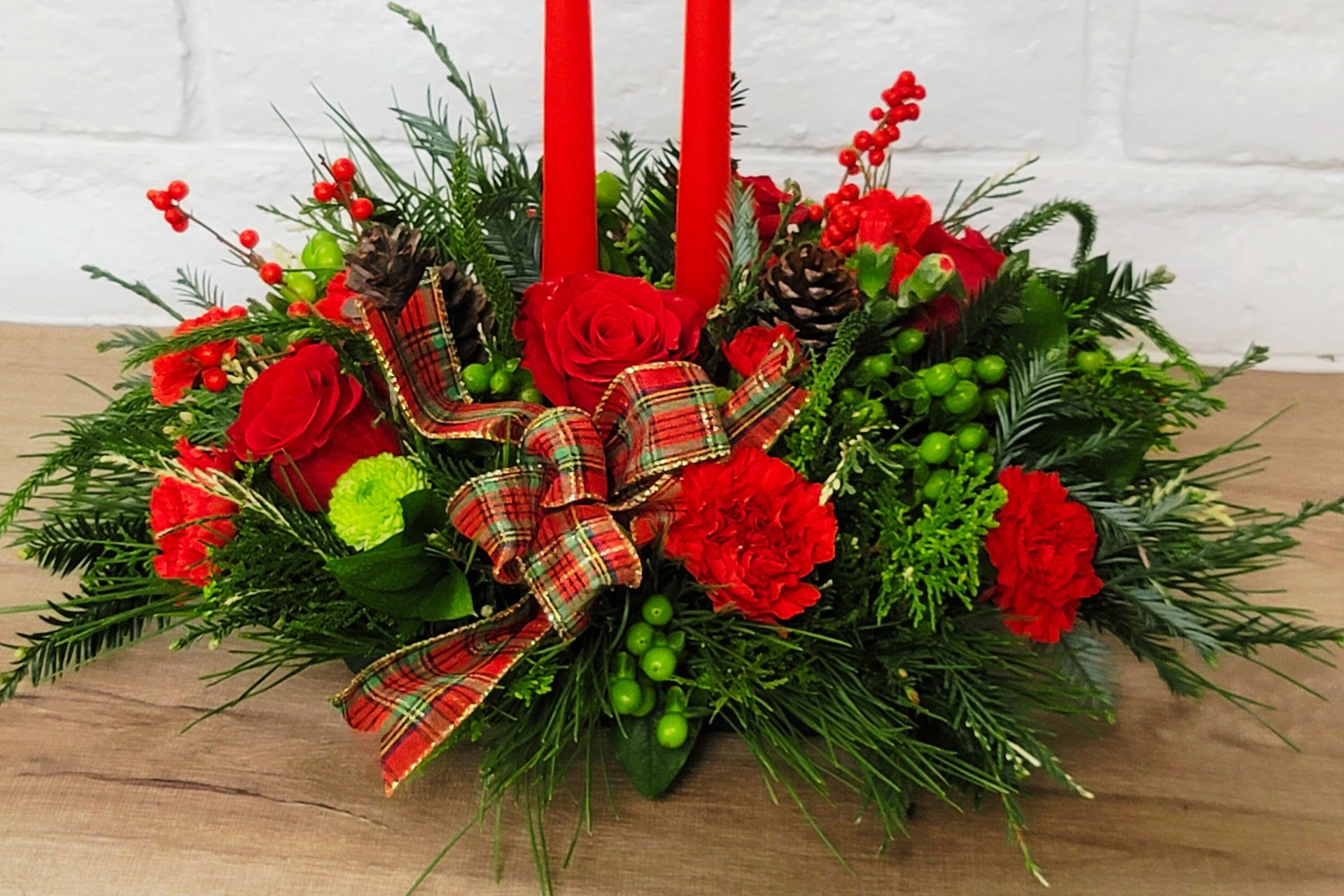 Christmas Flower Gift Guide for Every Holiday Moment