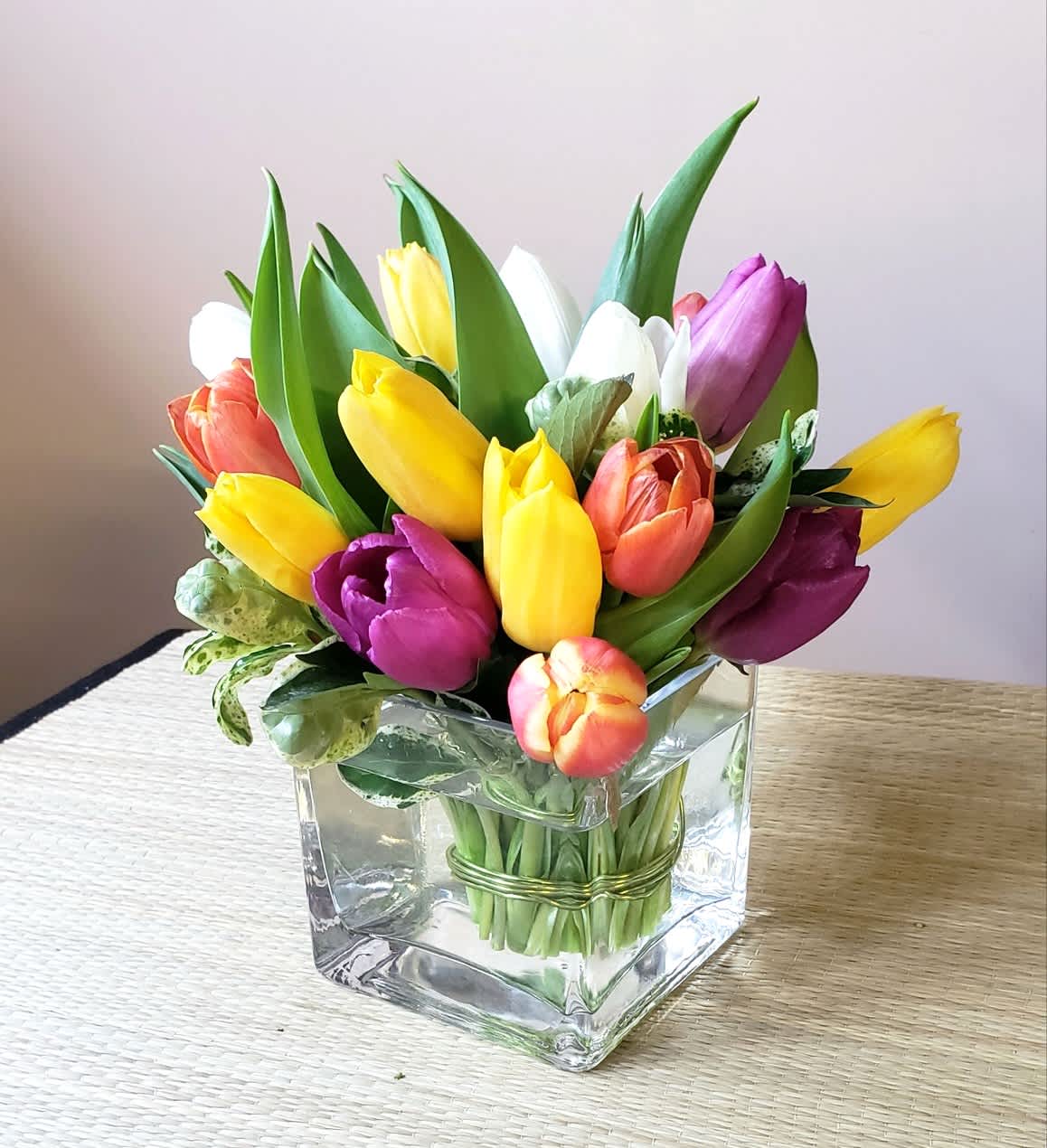 Top 10 Colorful Easter Floral Arrangements To Celebr