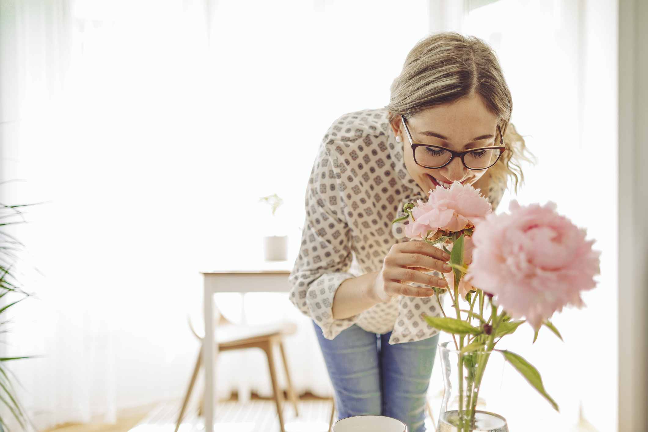 Top 5 Flowers to Gift on International Women’s Day