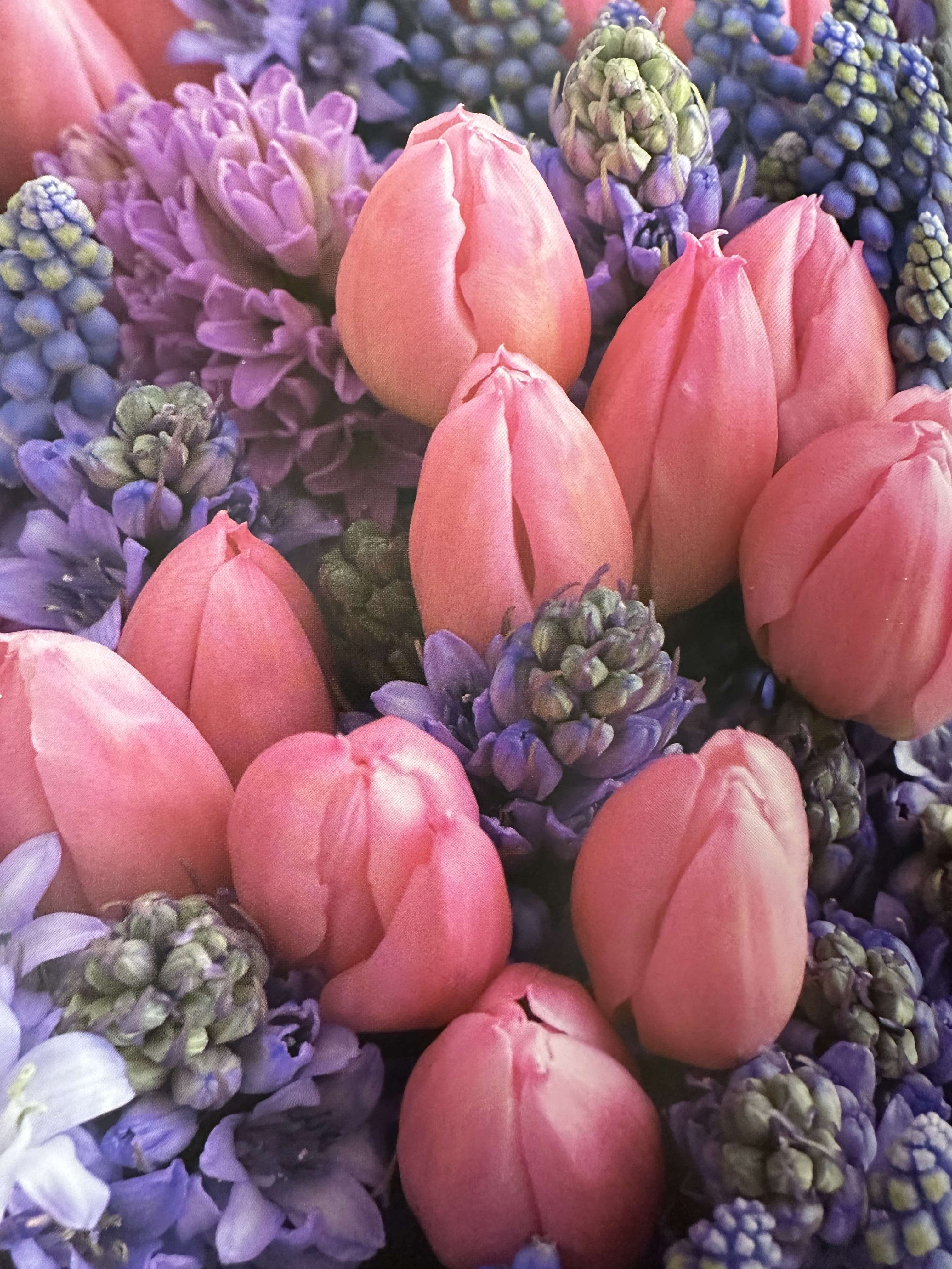 Flowers from the order  to the Market and Recepient