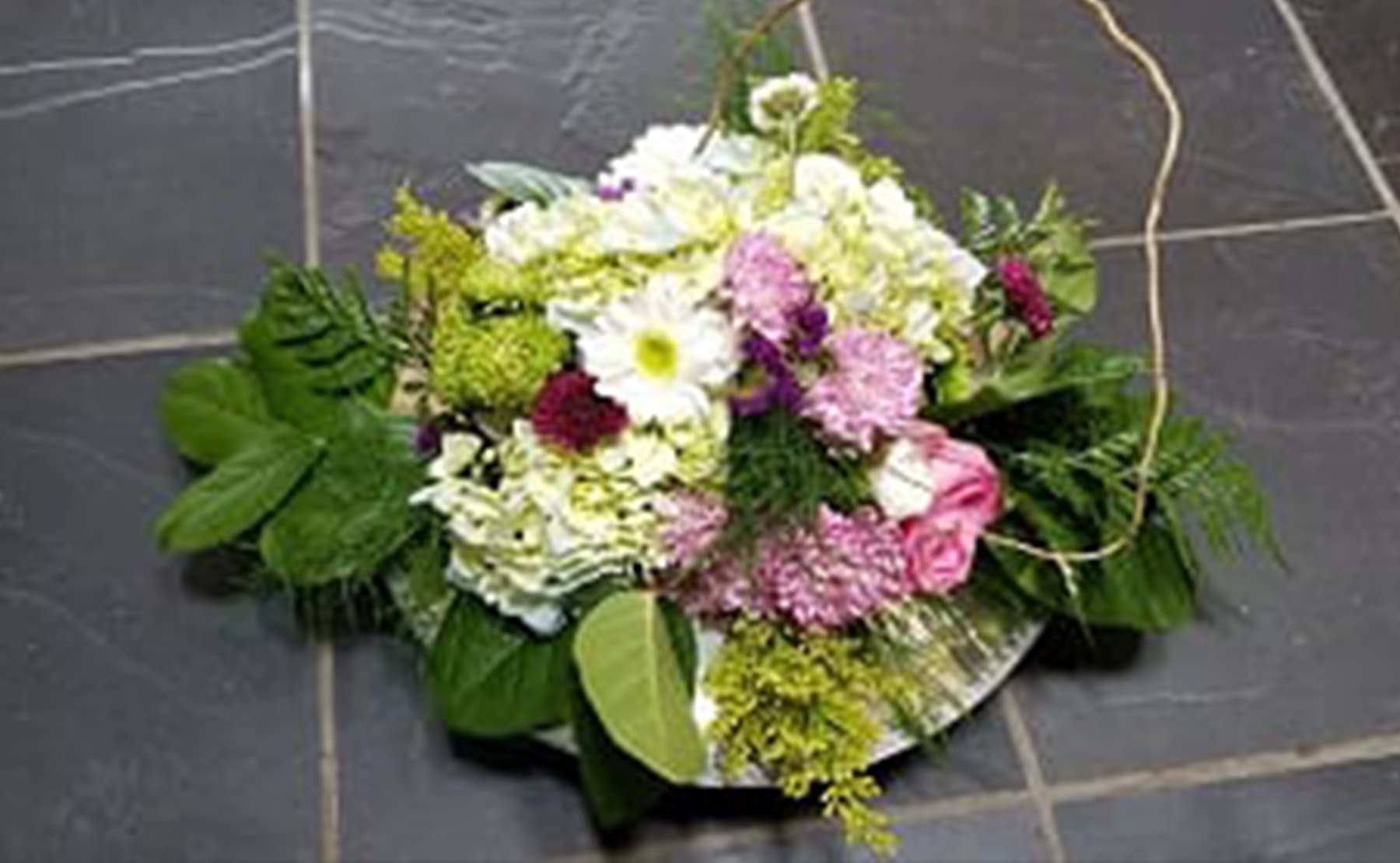 La Conner Florist Flower Delivery by Robin Lamont Flowers & Gardens