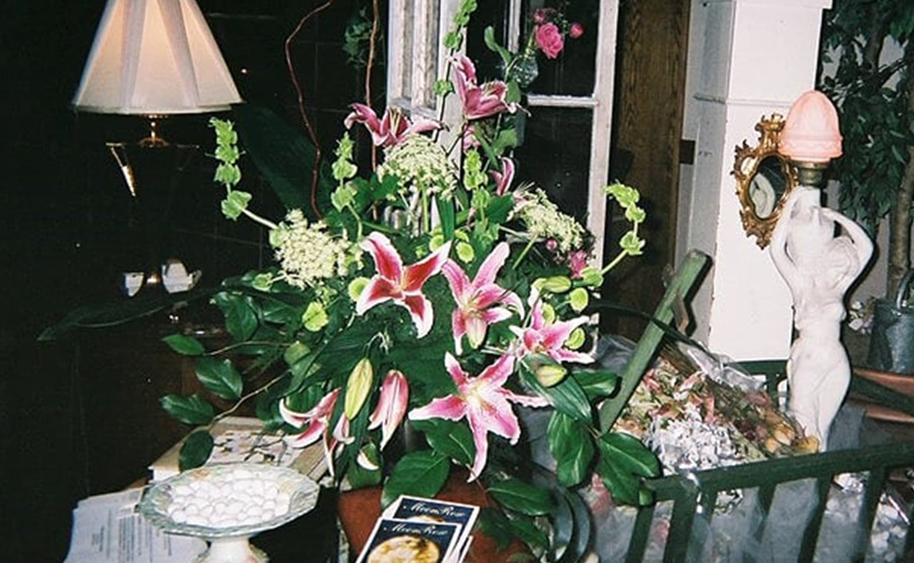 La Conner Florist Flower Delivery by Robin Lamont Flowers & Gardens