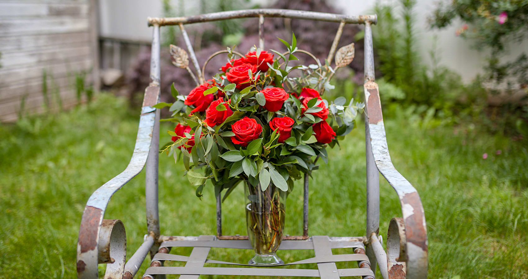 Livingston Florist Flower Delivery by Scarlett Blooms