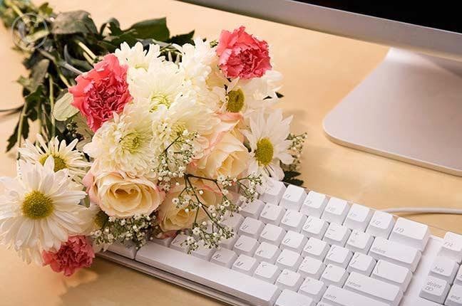 ​Cyber Monday Flower Delivery & Deals FAQs: