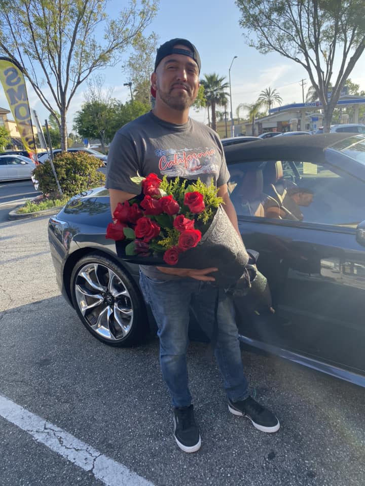 flower shop in downey with hand tied bouquet