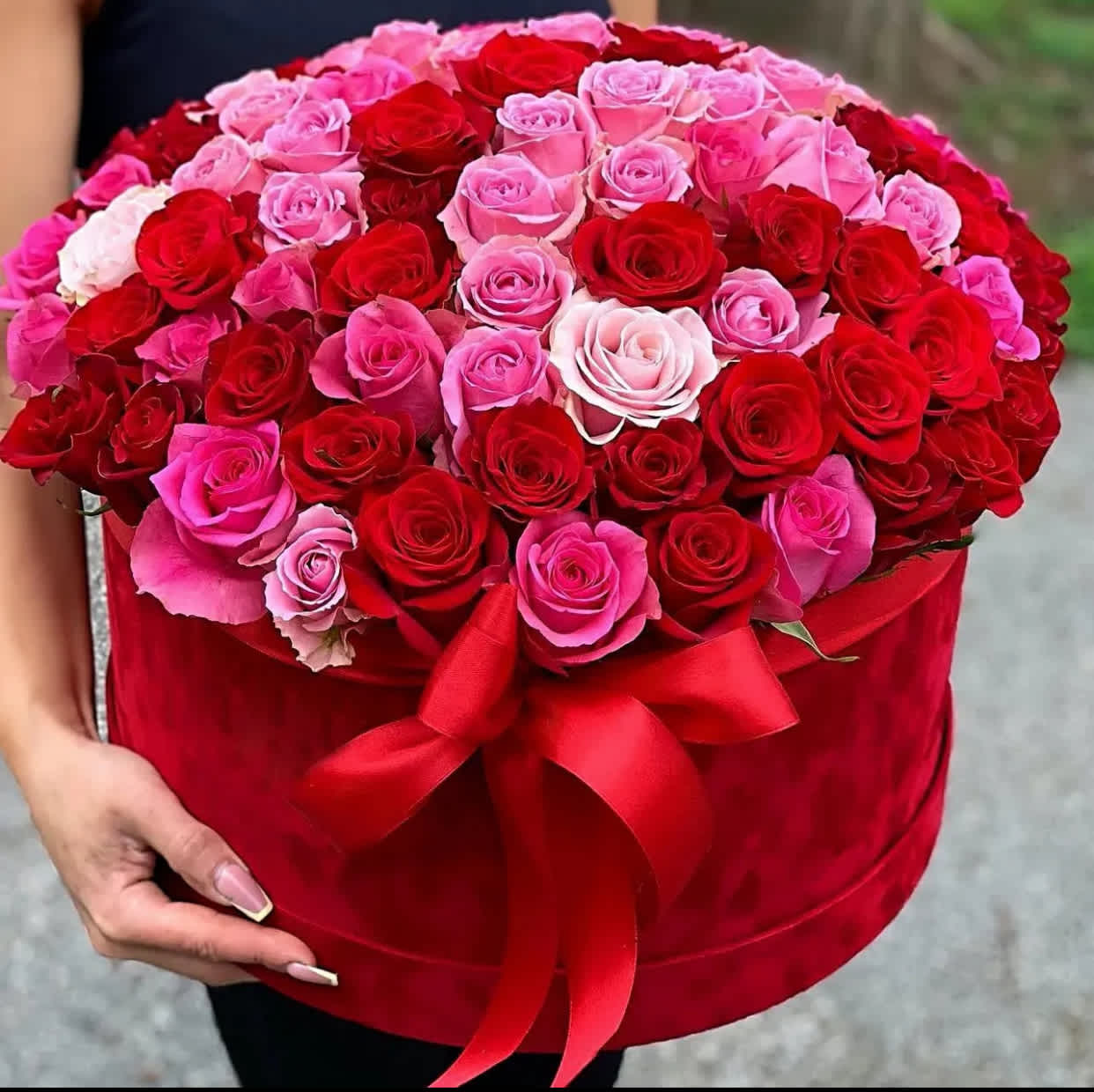 Valentine’s Day Flowers in Orlando: Pre-Ordering
