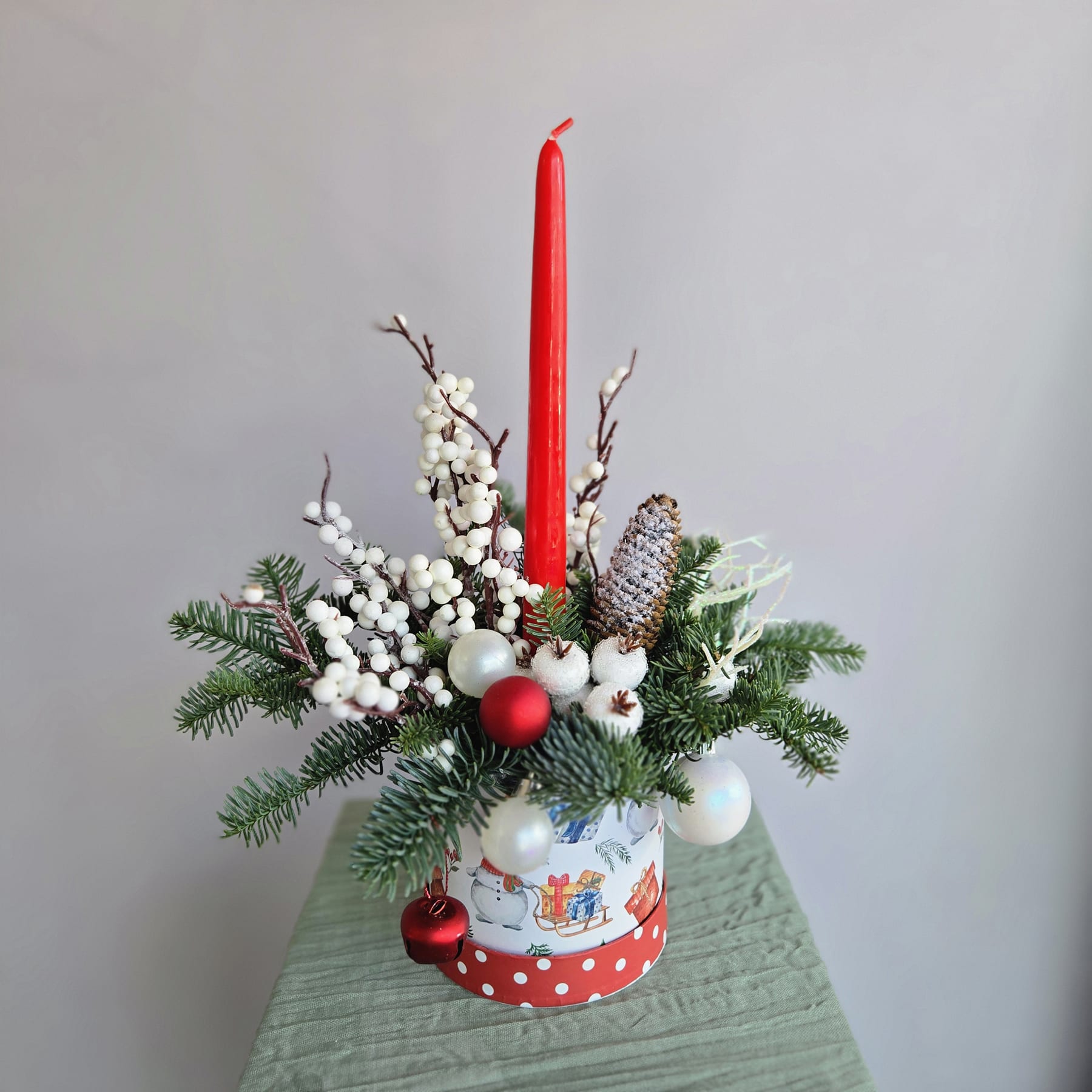 Christmas Centerpiece for Your West Hollywood Home
