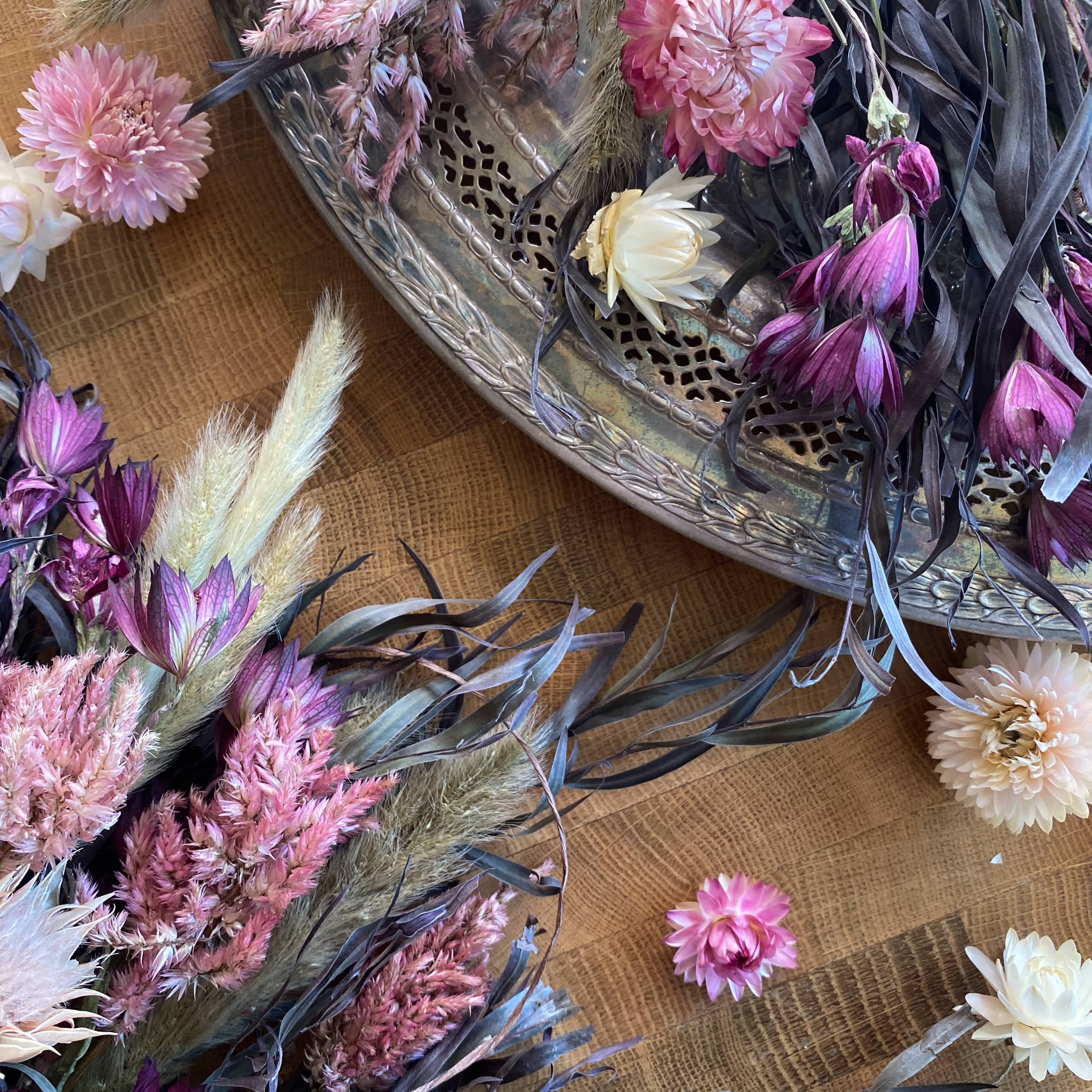 Dried Floral Arrangements: Standing The Test of Time