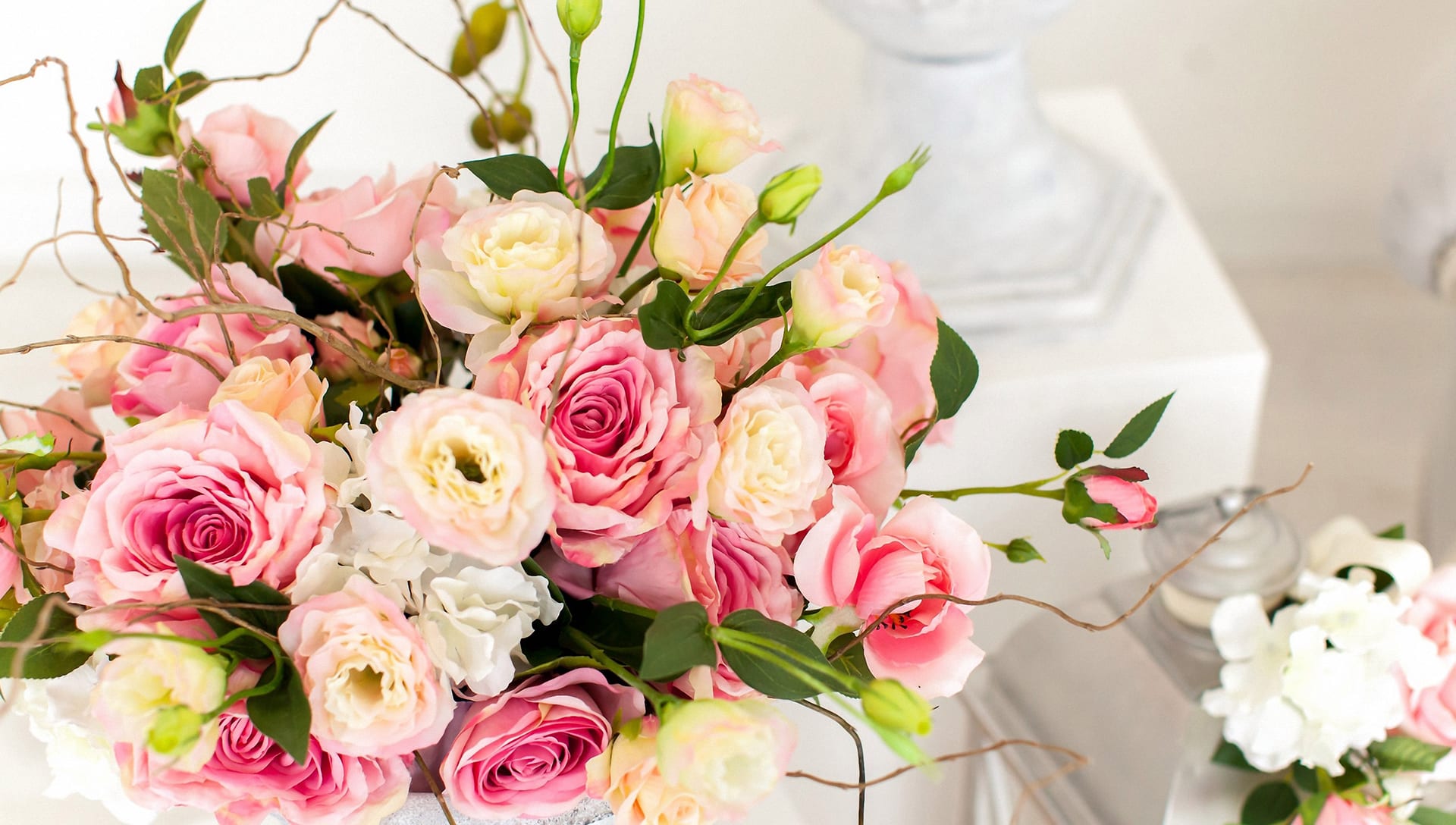 Vancouver Florist Flower Delivery by Danyra's Flower