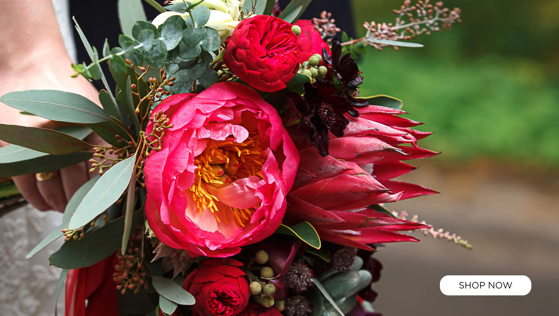 Hondo Florist Flower Delivery by The Owl's Nest