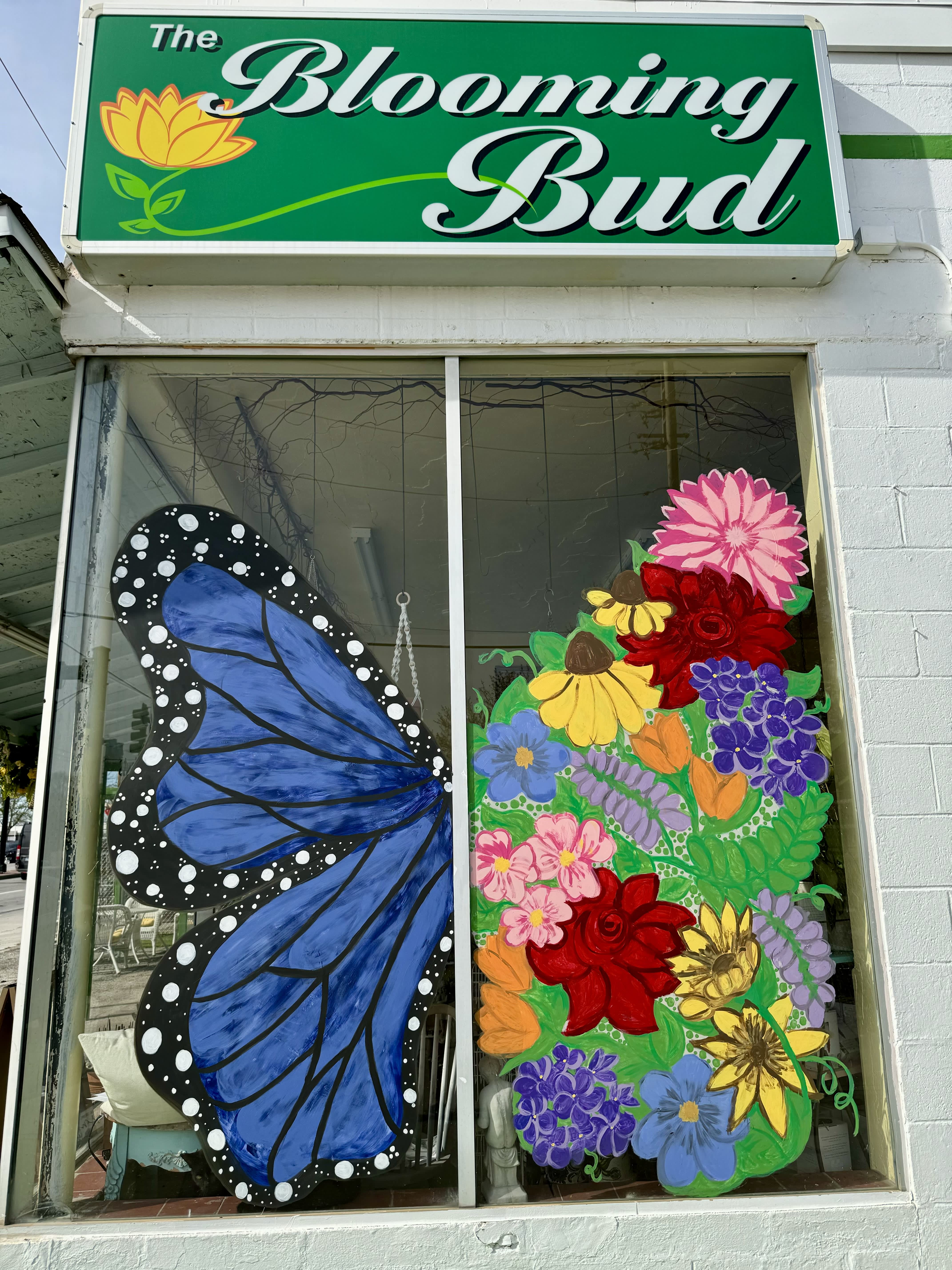 The Blooming Bud: Your Floral Oasis in Olathe,KS