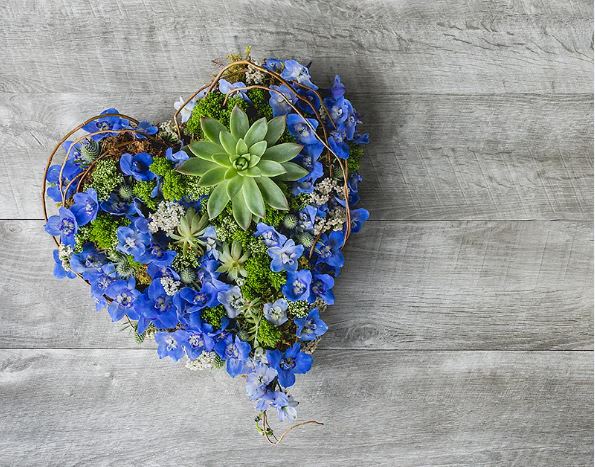 Why Sympathy Flowers Still Matter in 2025