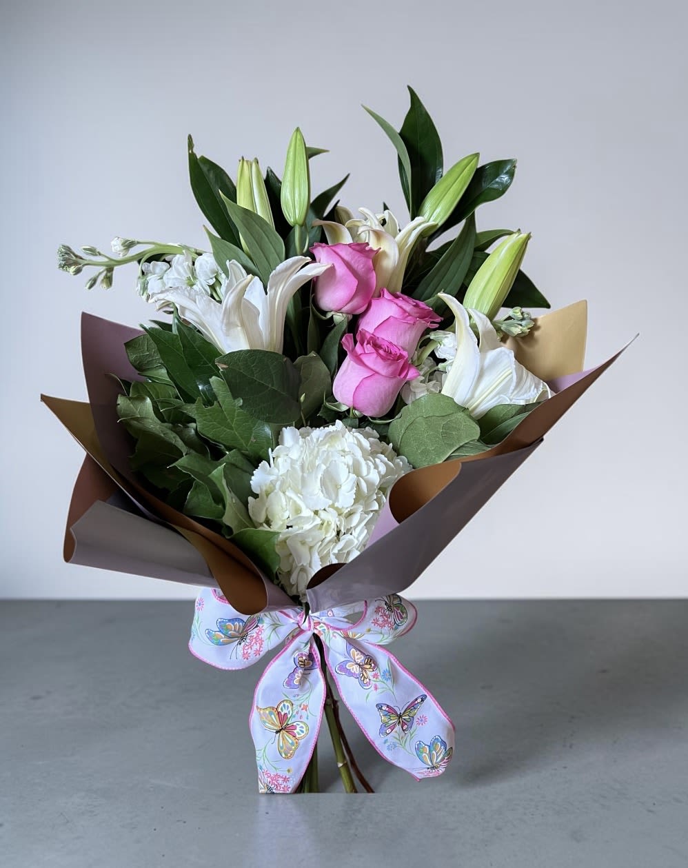Hand bouquet (Designer's Choice)