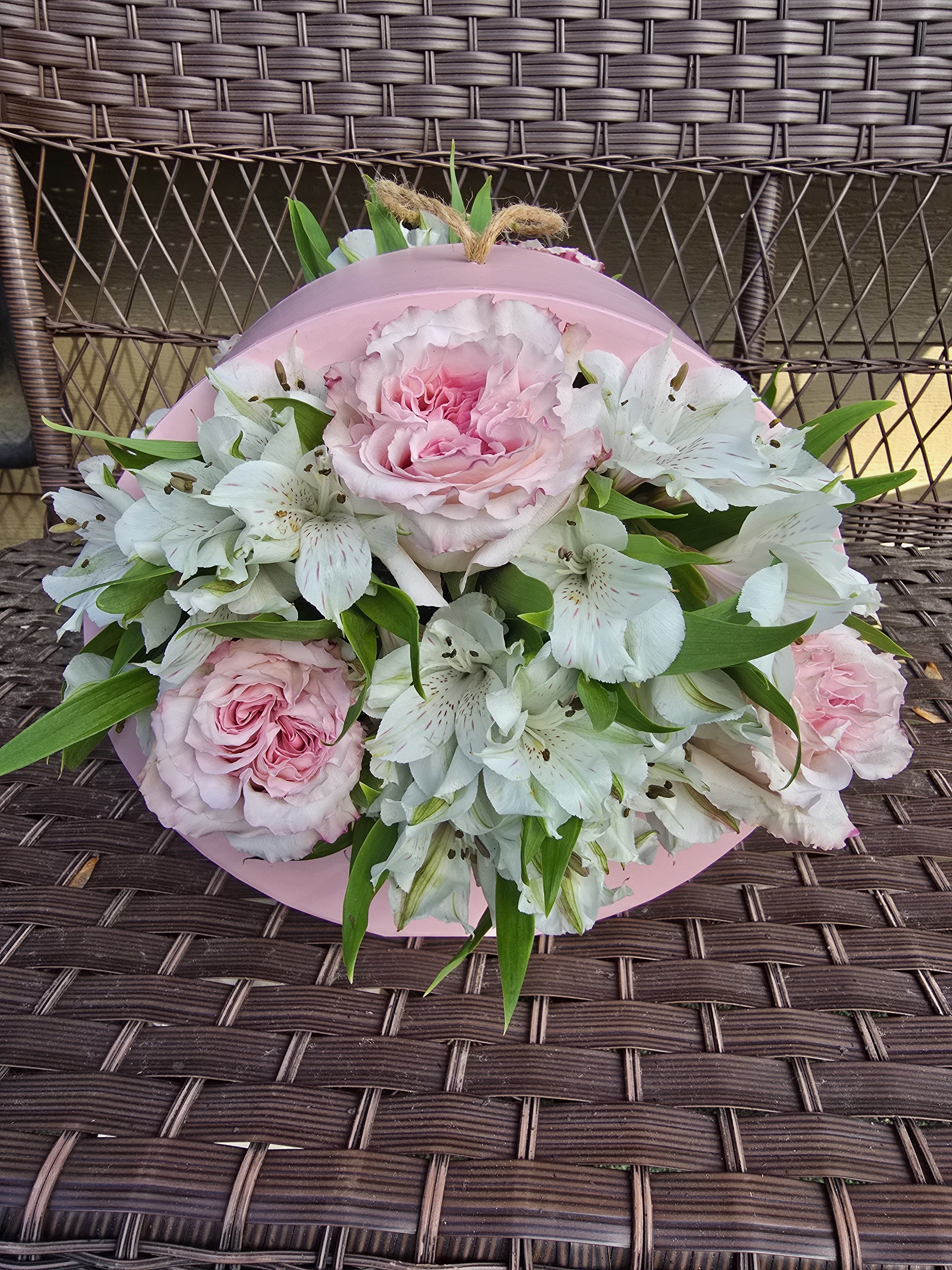 Alstroemeria box