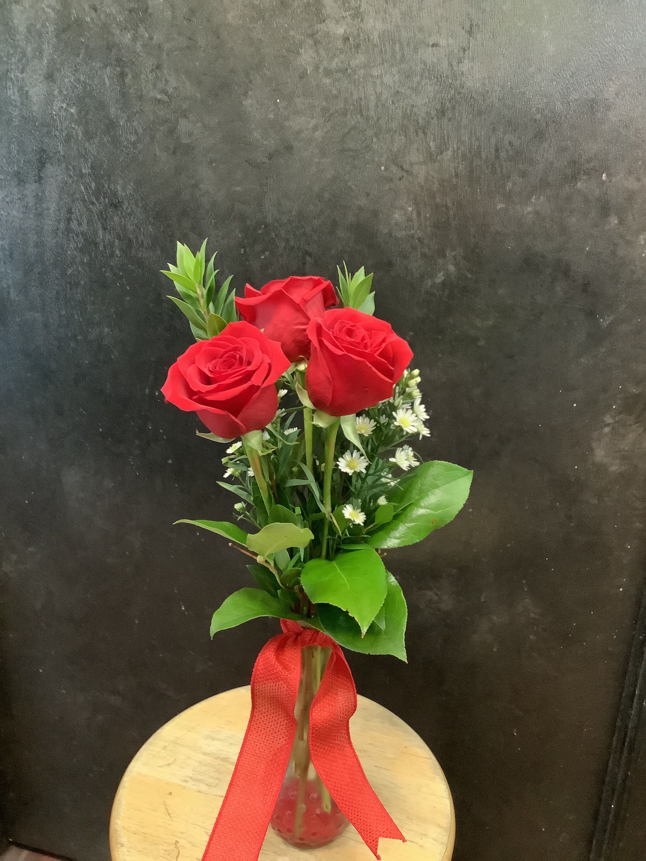 Three Rose Budvase