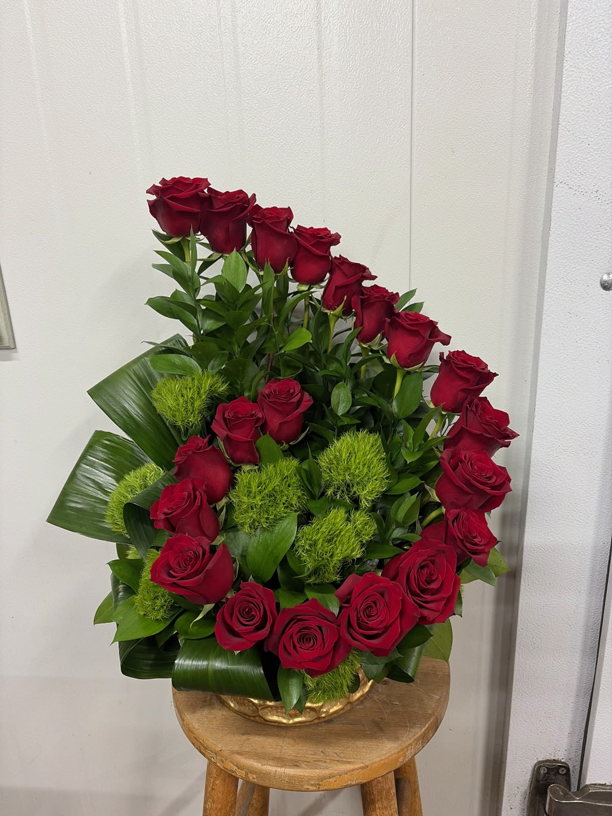 RED ROSE SPIRAL