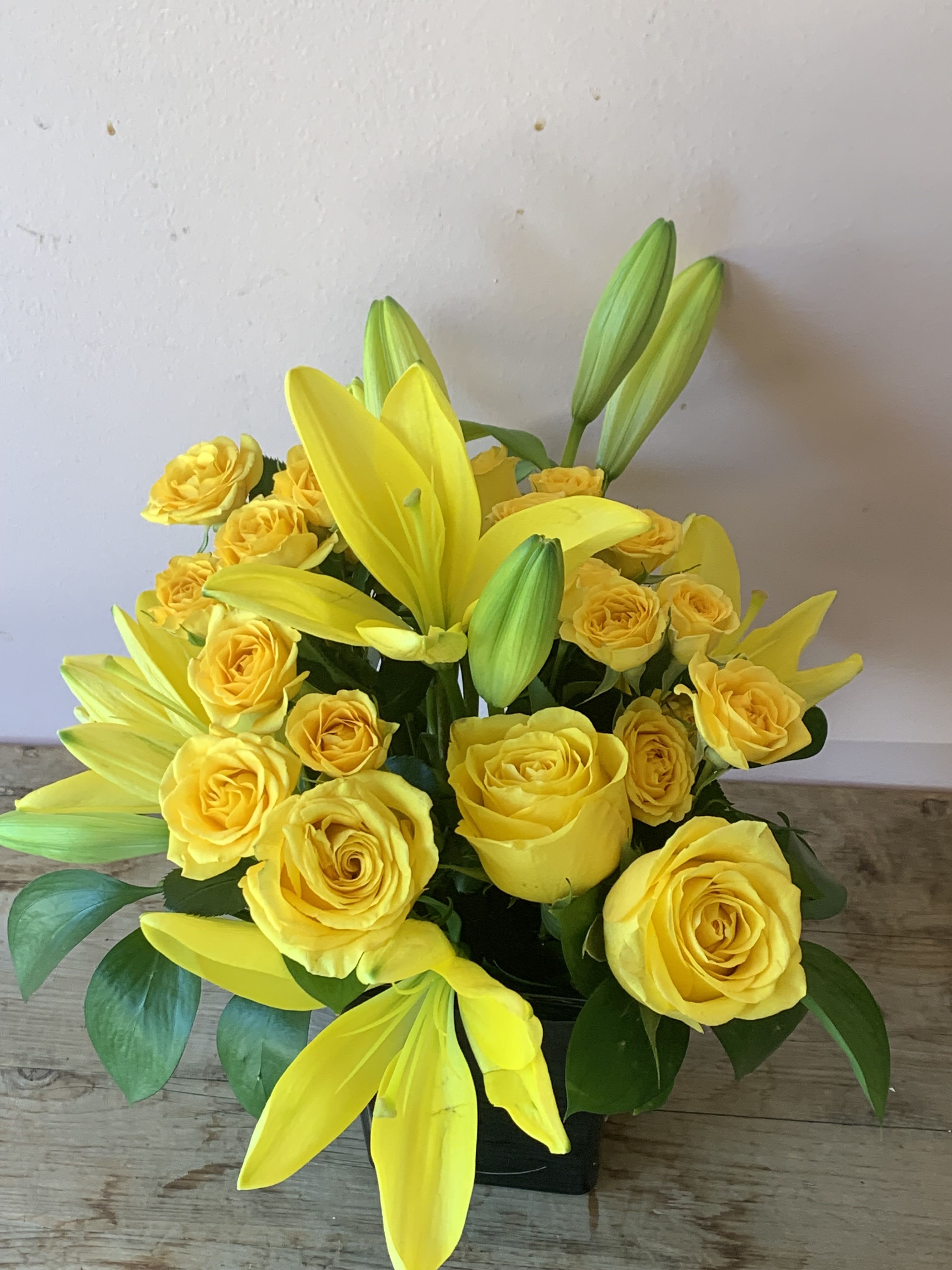 Sunshine in SF Flowers by Fillmore Florist in San Francisco