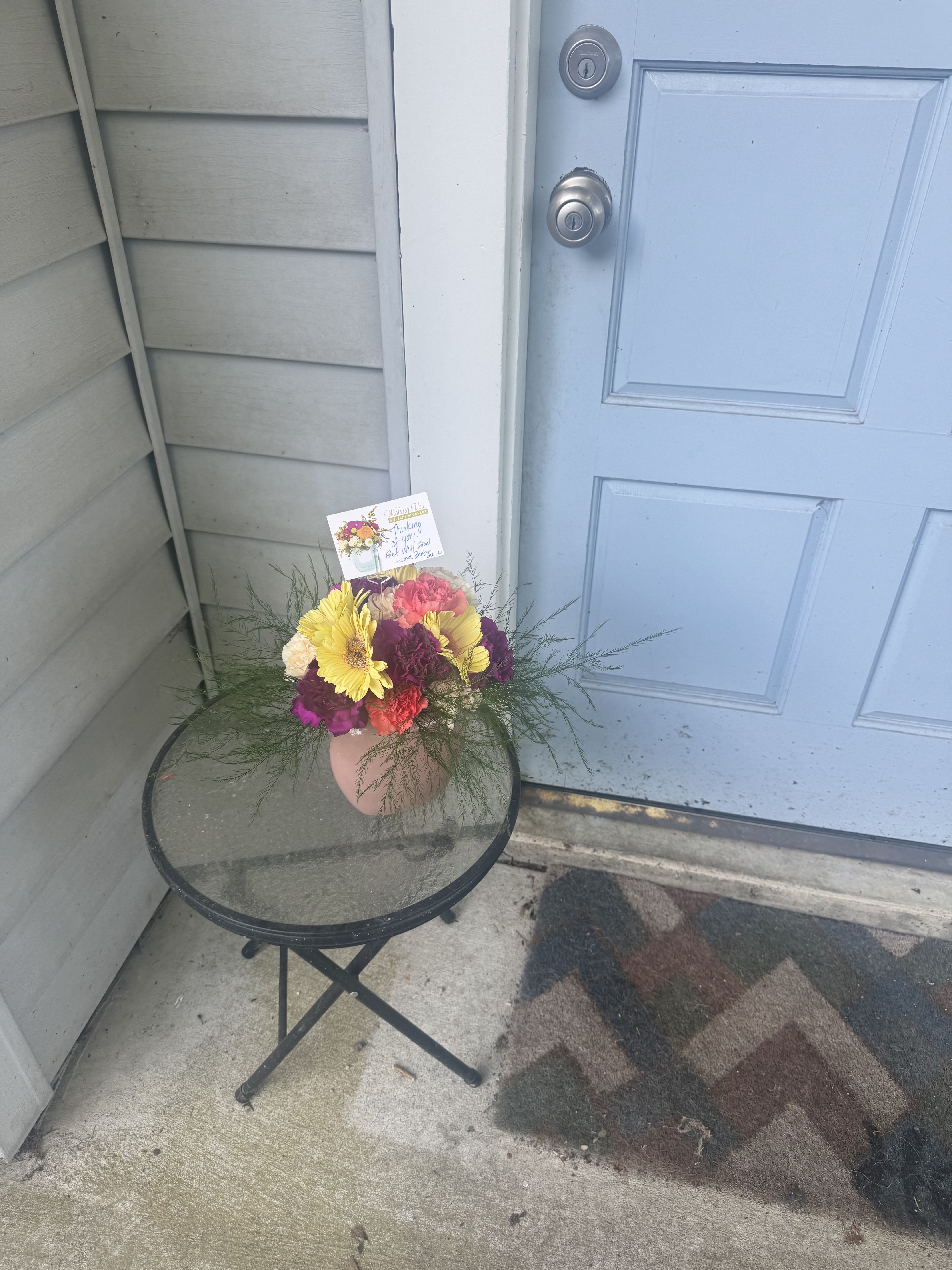 The "Selfie Love" Arrangement