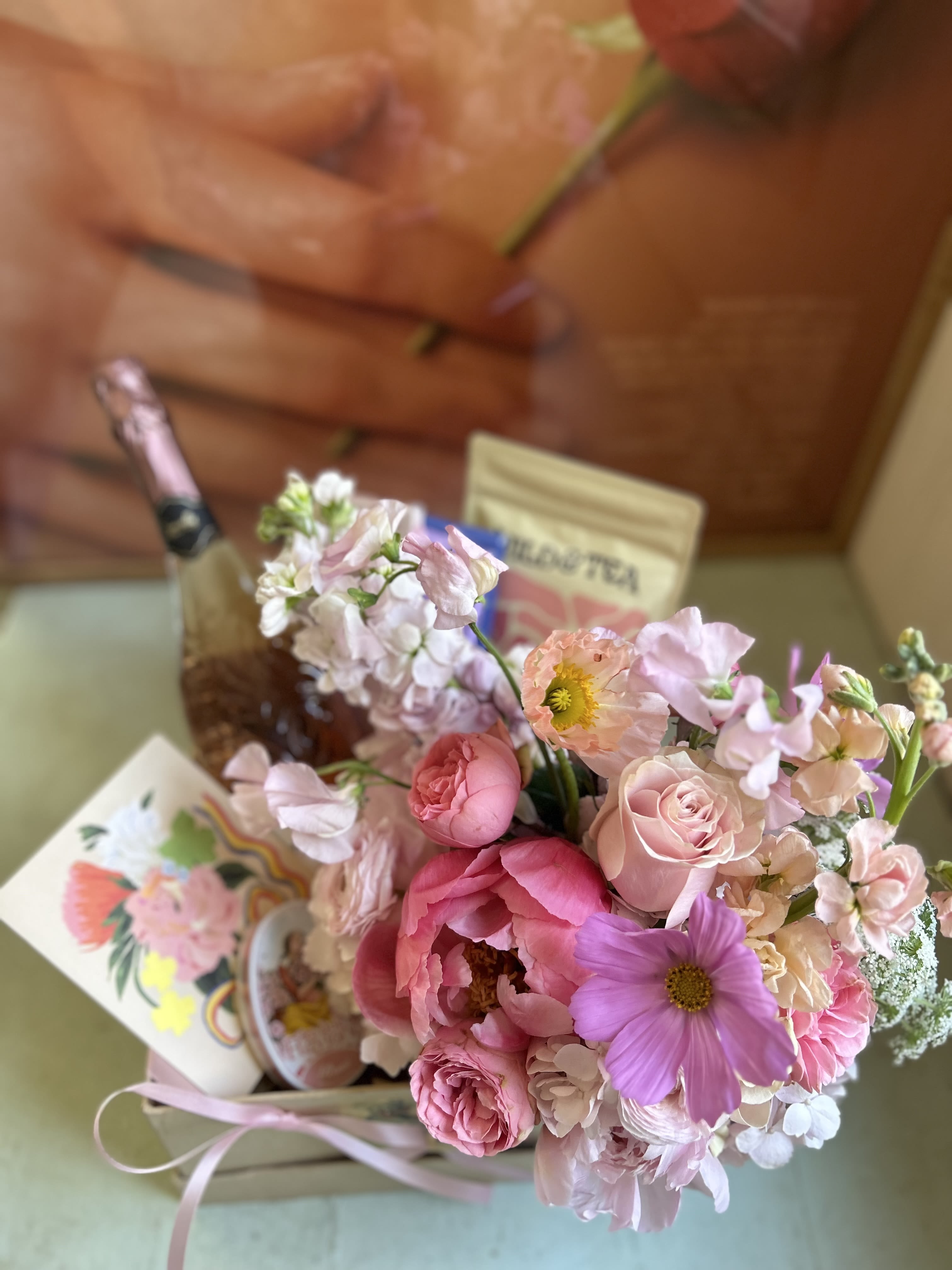 Beverly Bubbly Box
