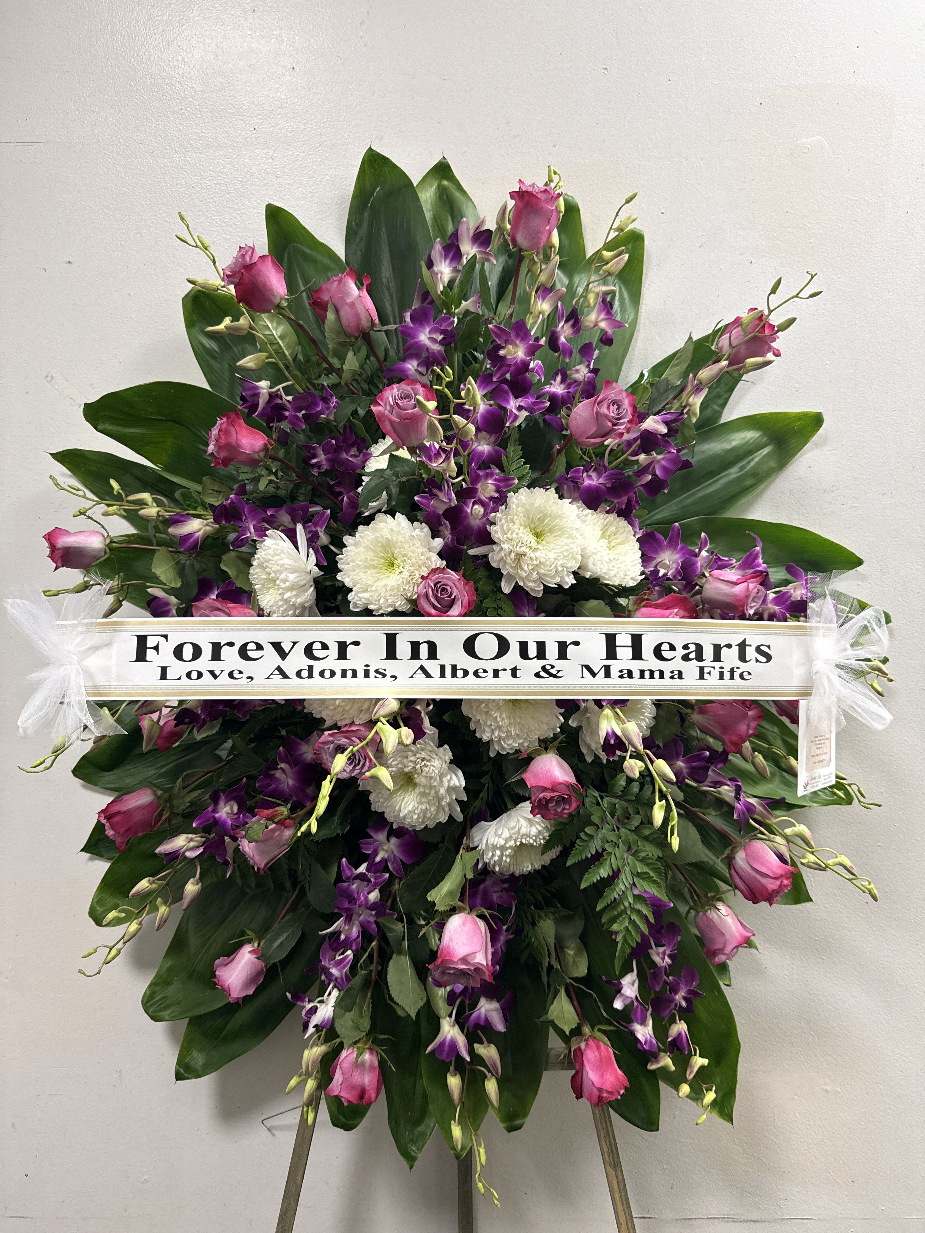 Pink and white theme wreath - F175W08