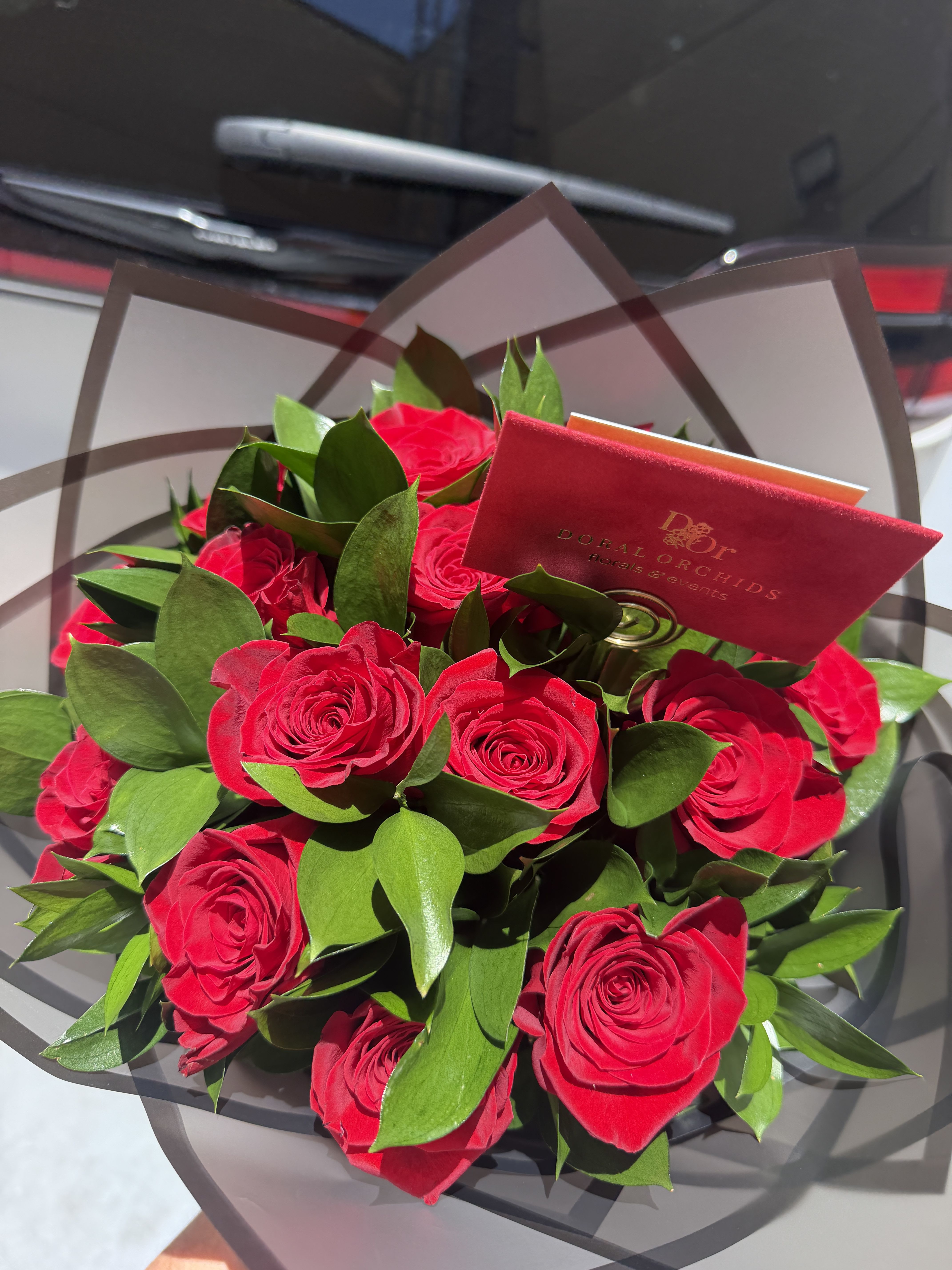 Dozen Red Rose Bouquet ™