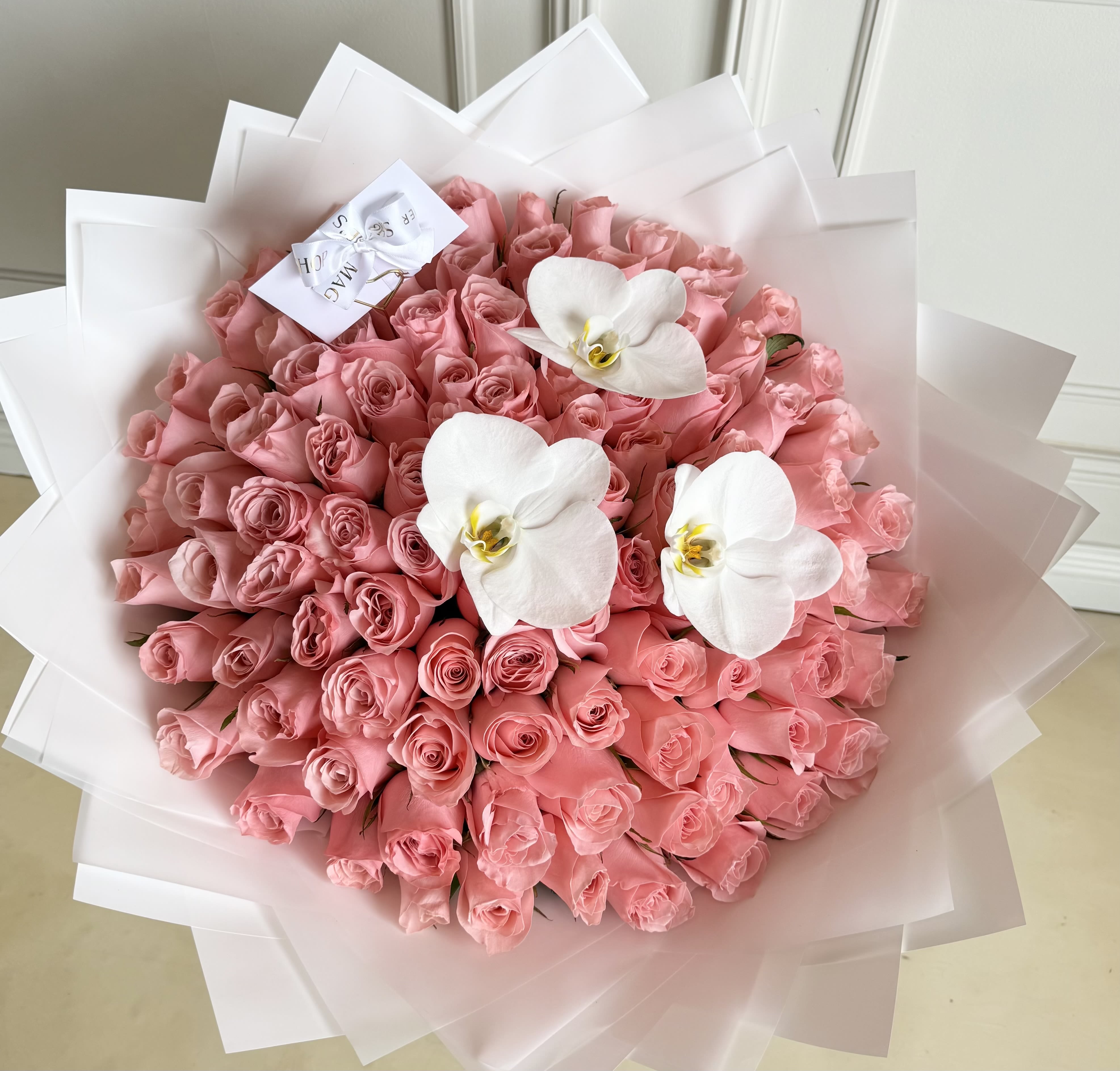 MFS 100 Rose Bouquet (Orchids)