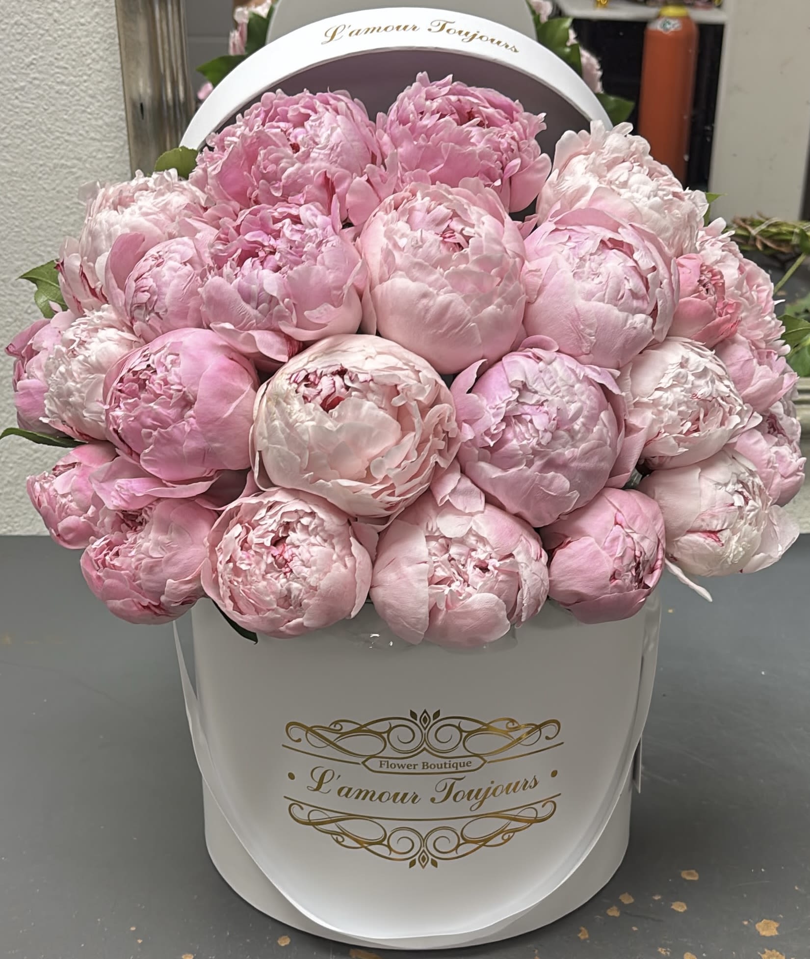 Pink Obsession Peony Signature Box