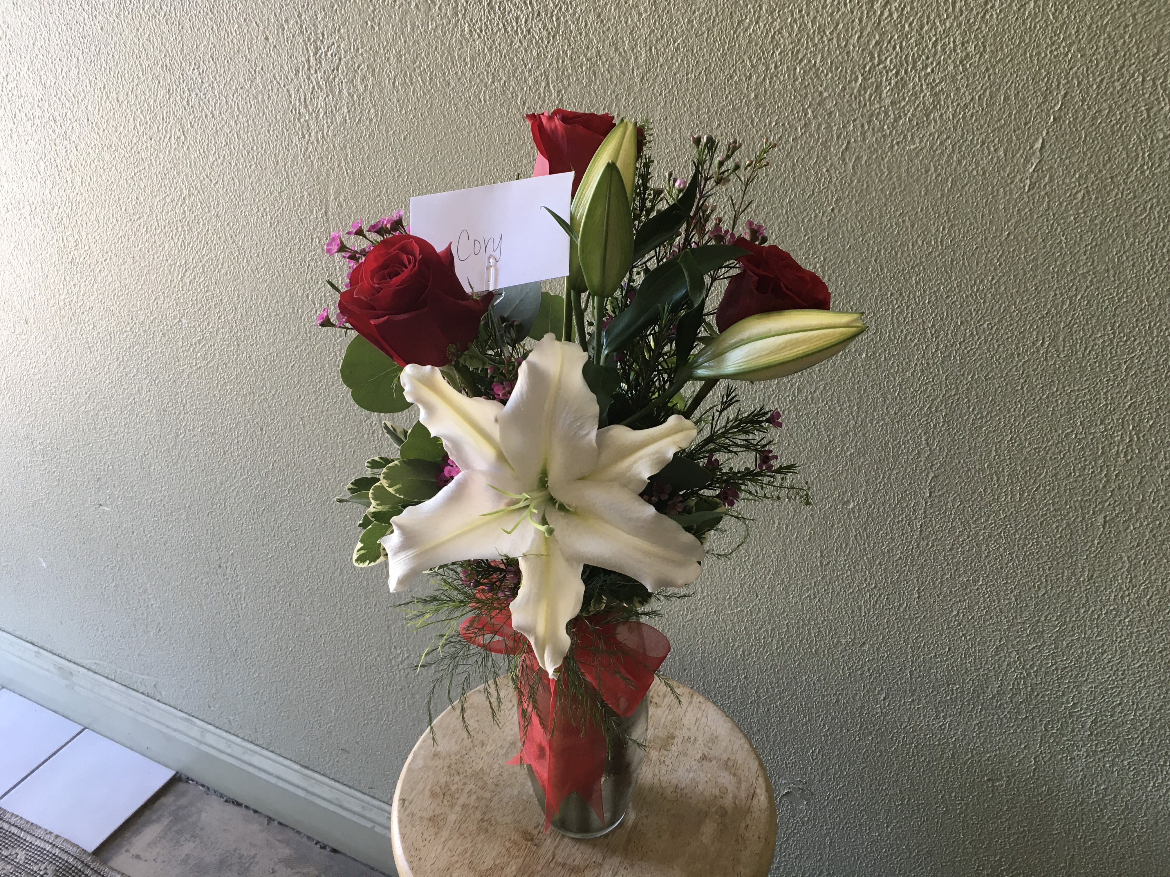 Premium Three Red Roses