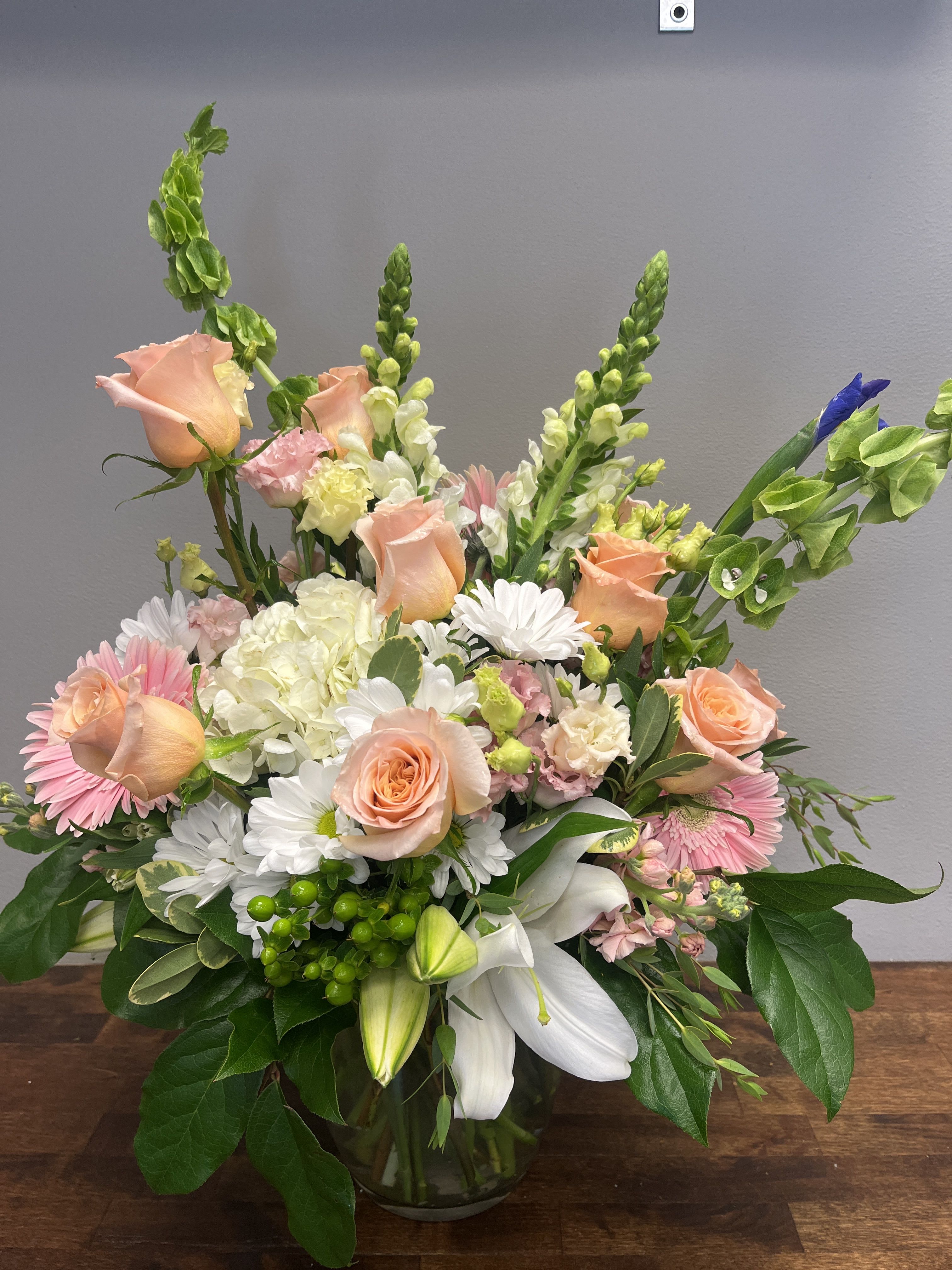 Designer's Choice PLUS - Larger Expertly Arranged Seasonal Blooms