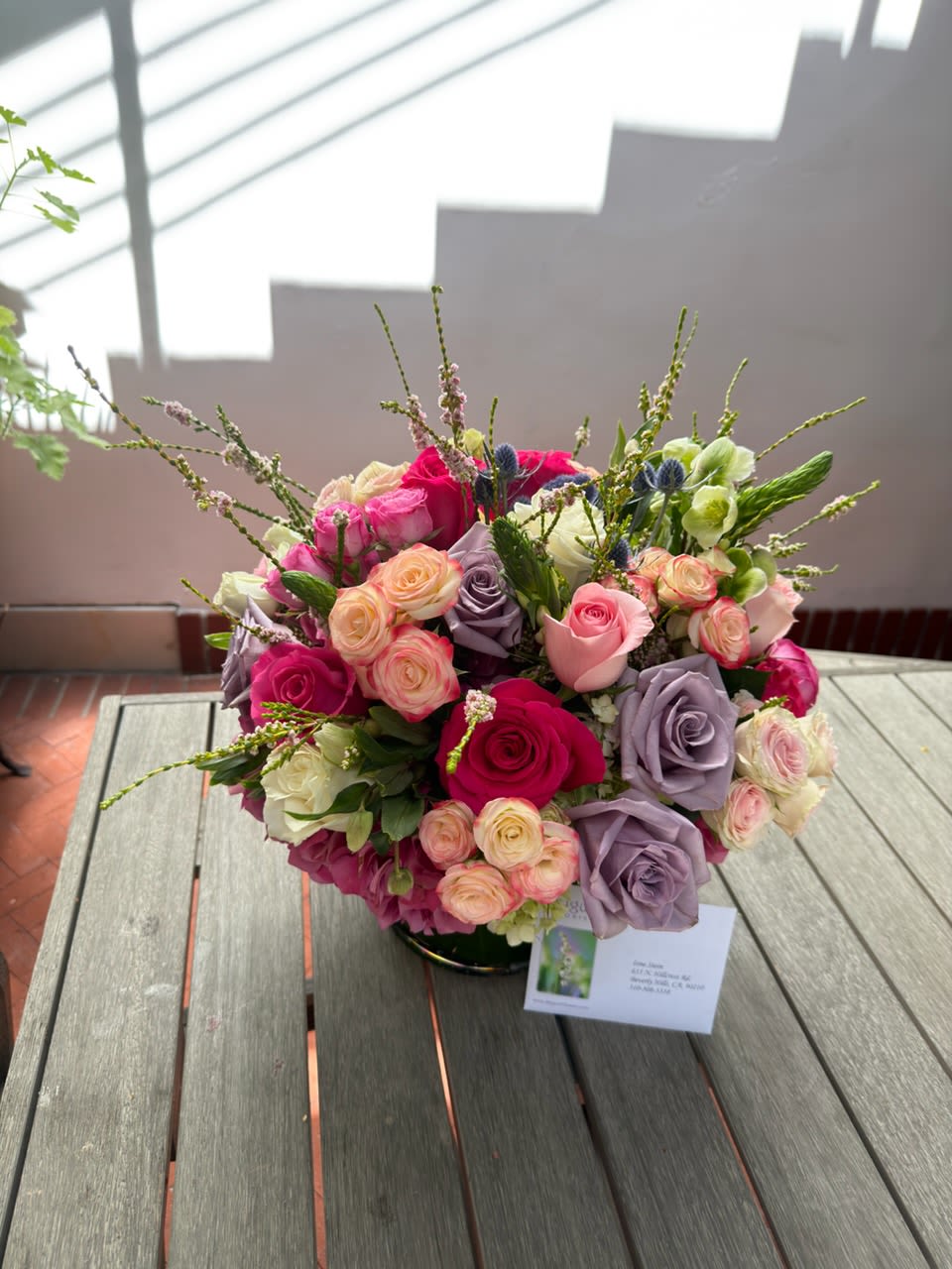The Essence of Everyday Love: A Heartfelt Flower Arrangement