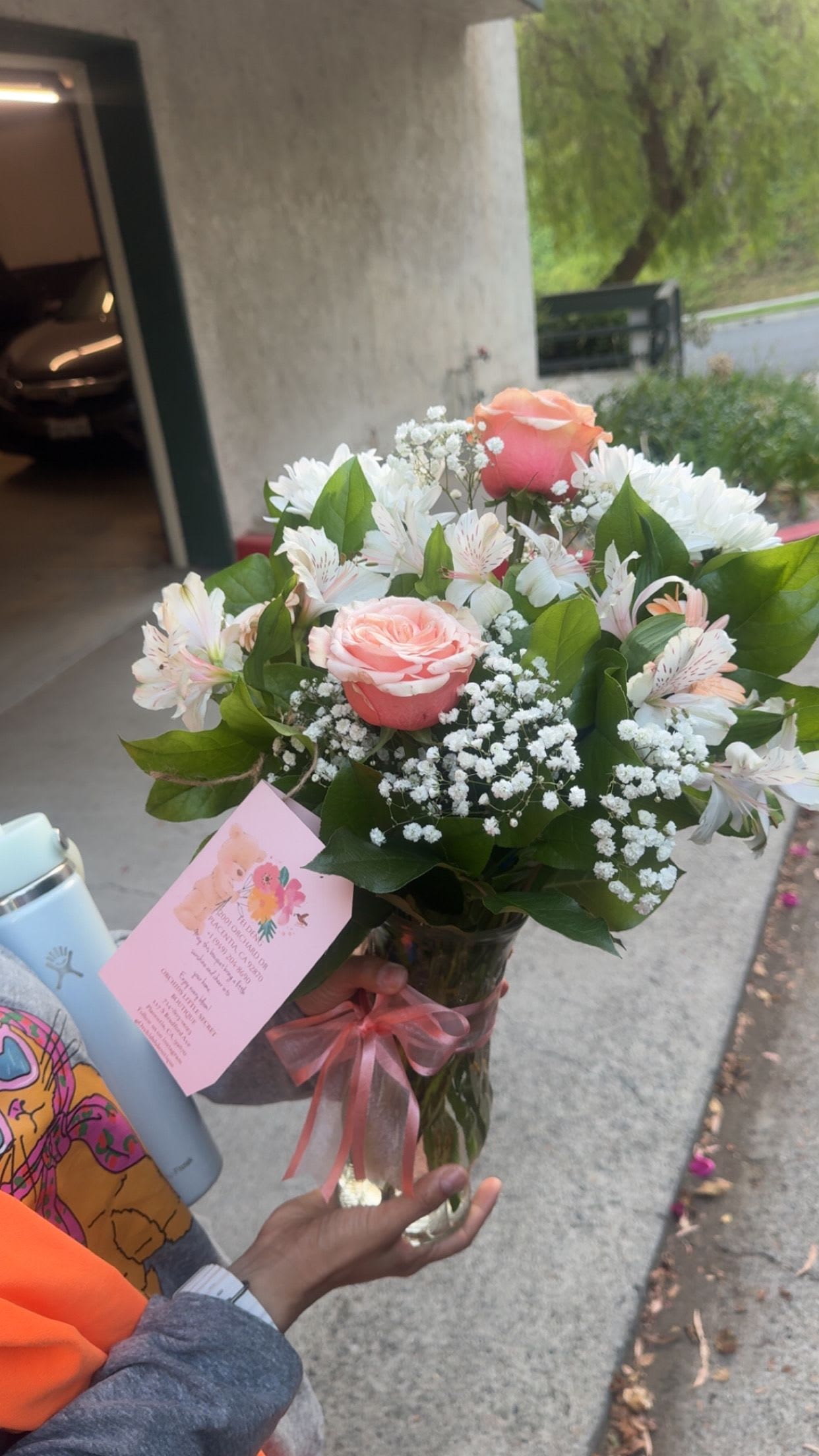 Brilliant White & Peach Rose Bouquet