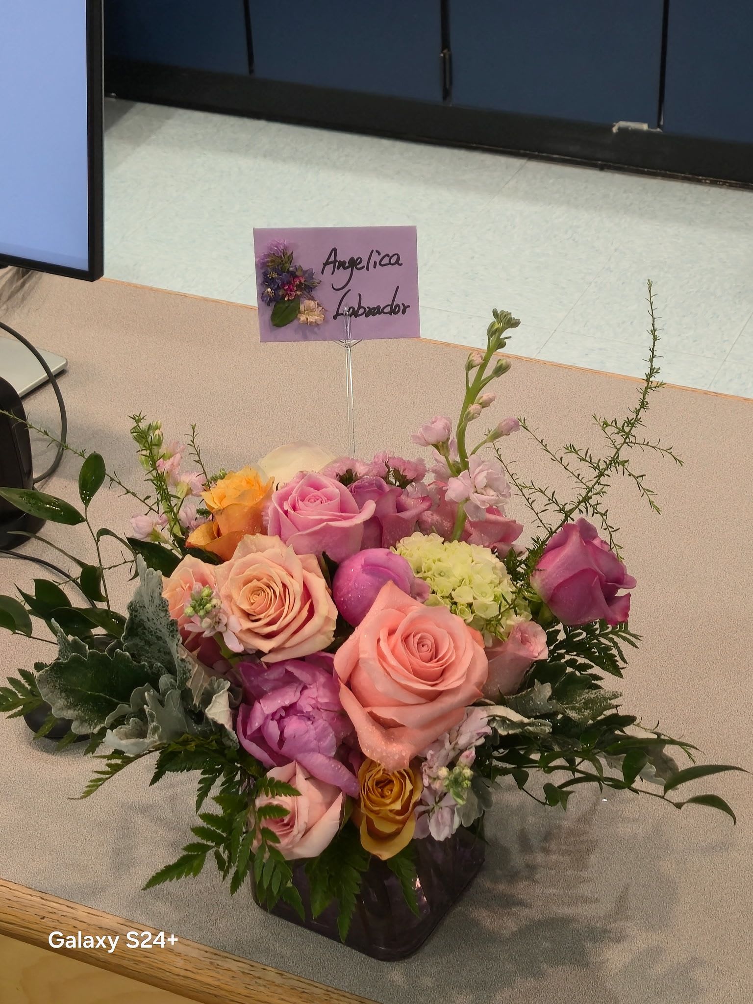 Love Flowers Florist's Design
