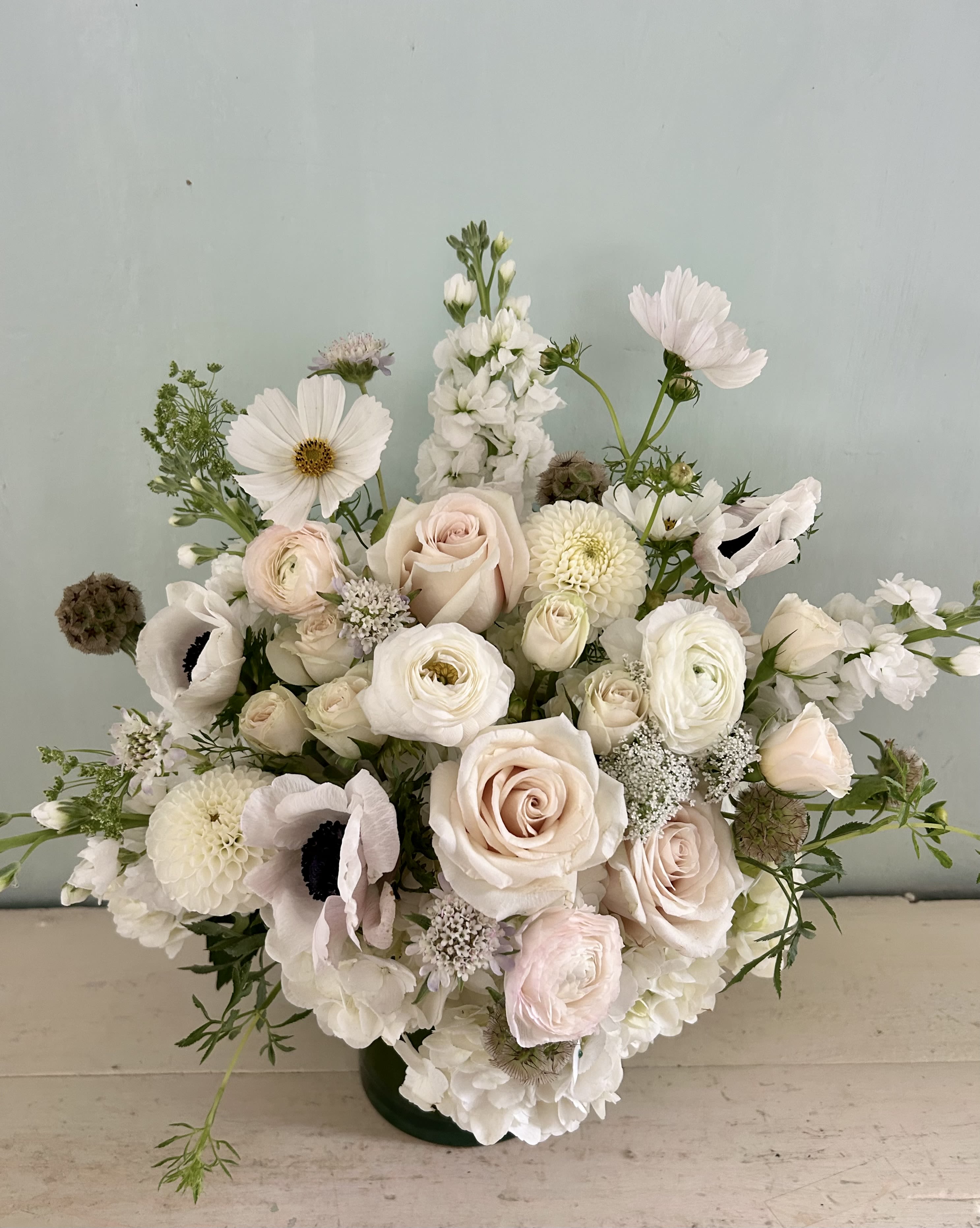 Winnie White arrangement