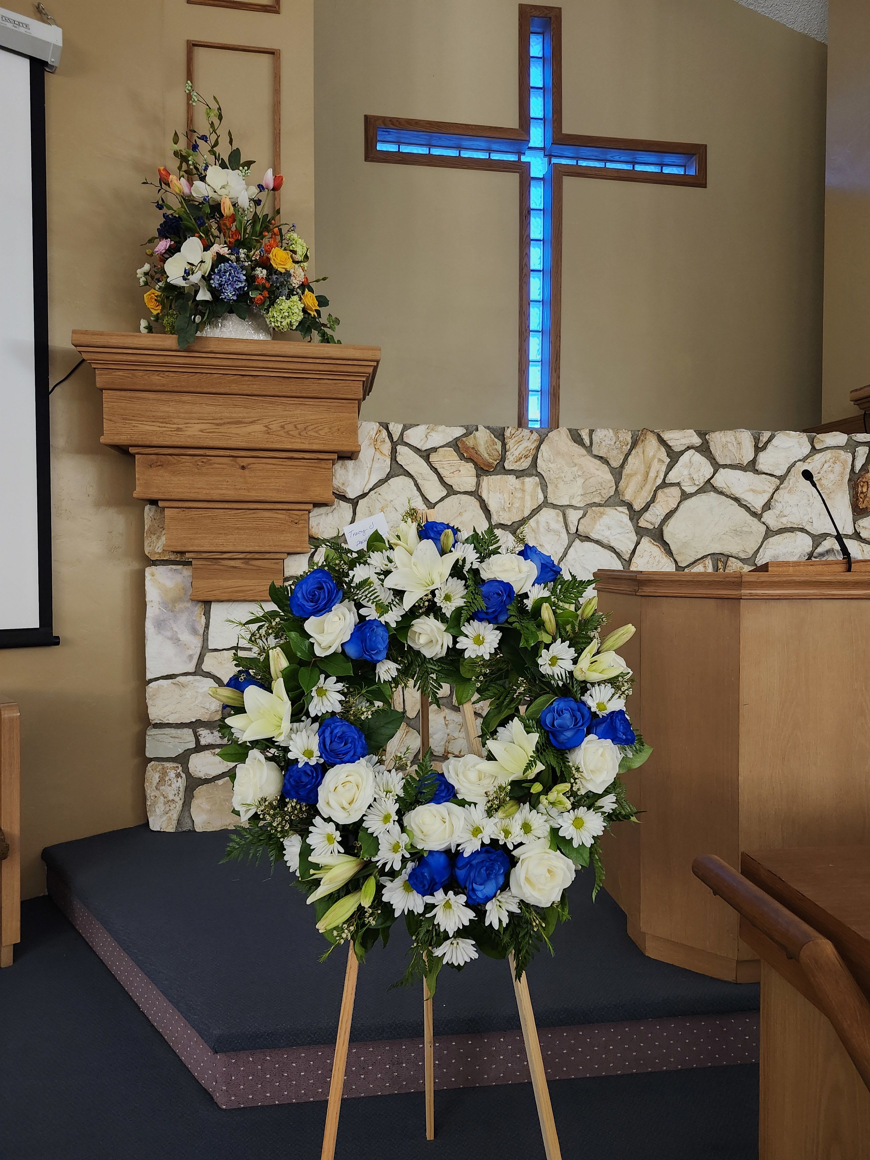 Blue/White Wreath