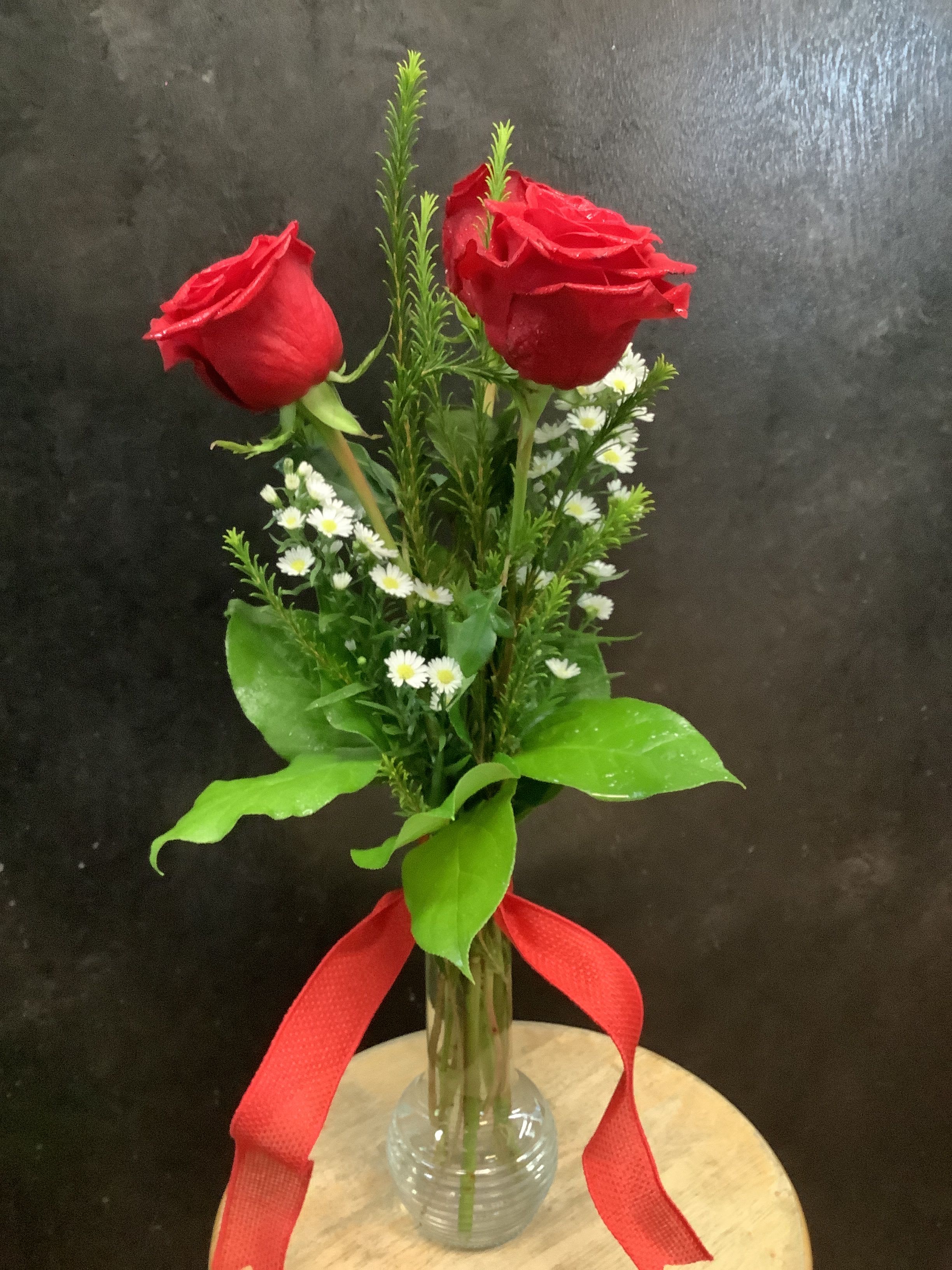 Three Rose Budvase