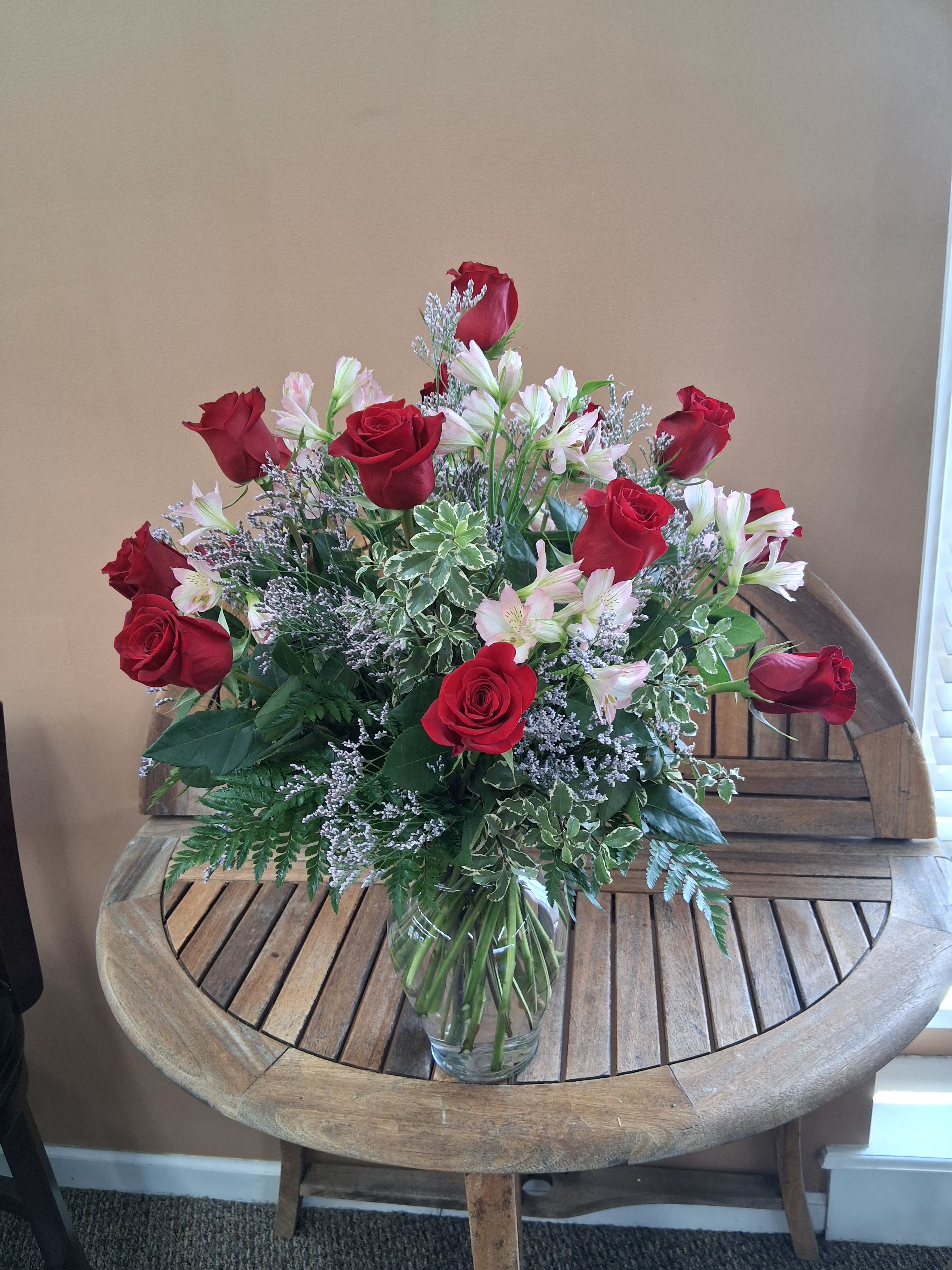 Red Roses And Pink Peruvian Lilies Glass Vase Bouquet - Huntsville Delivery